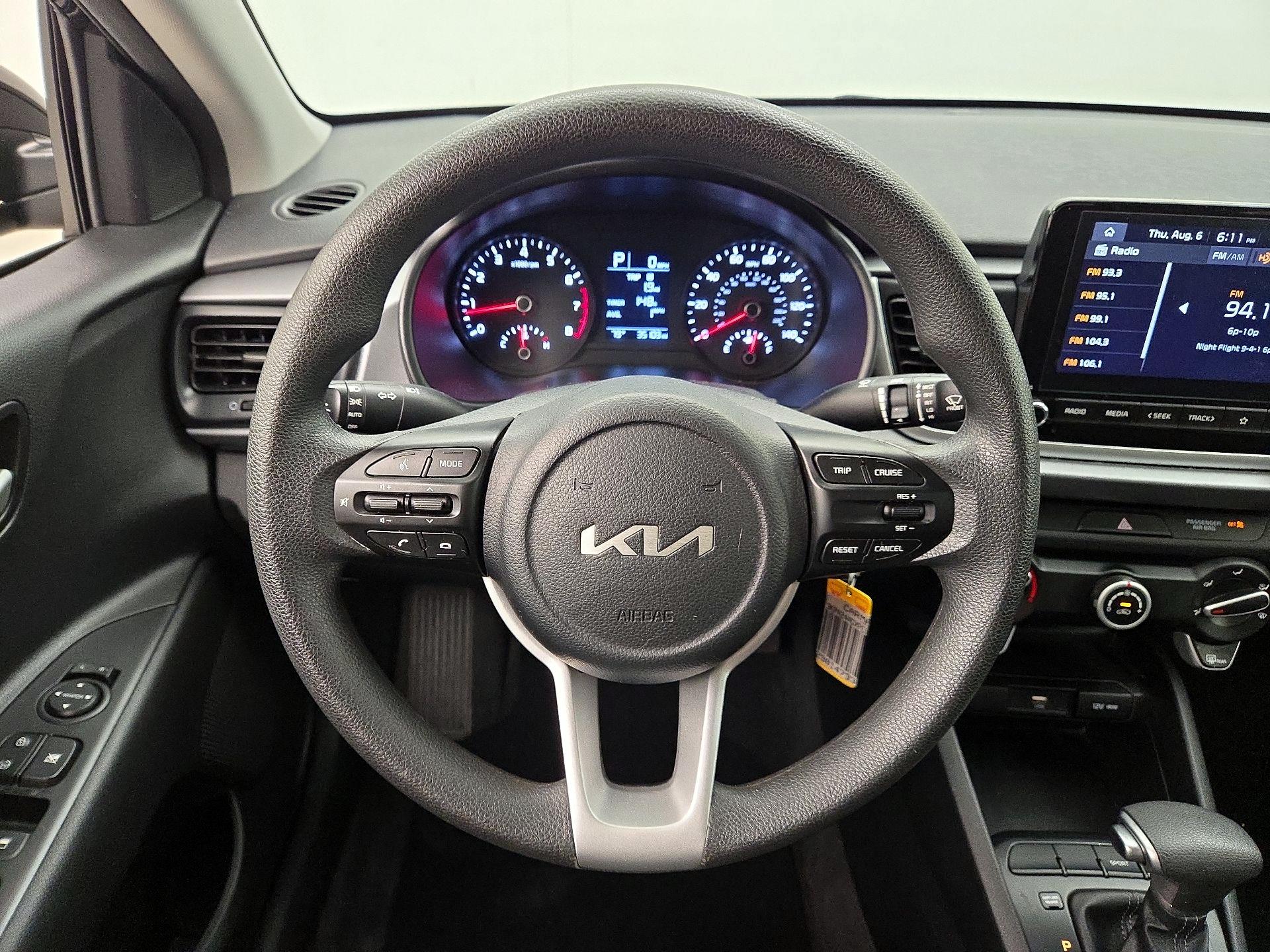 Thumbnail: 2023 Kia Rio - 10