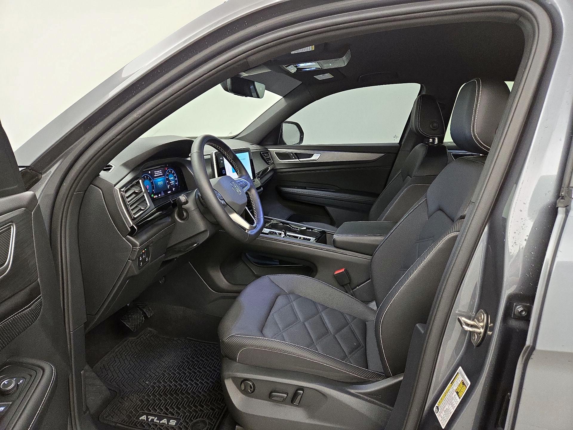 Thumbnail: 2024 Volkswagen Atlas - 11