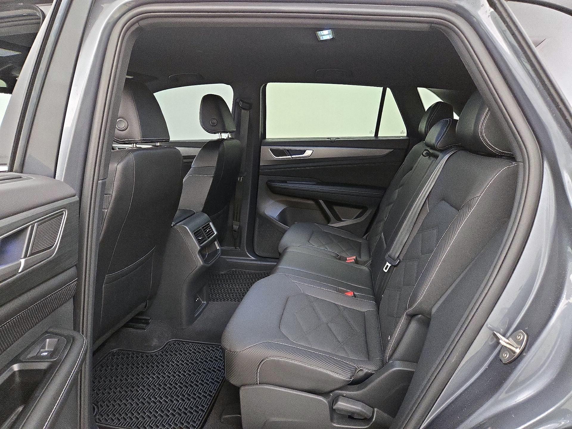 Thumbnail: 2024 Volkswagen Atlas - 19