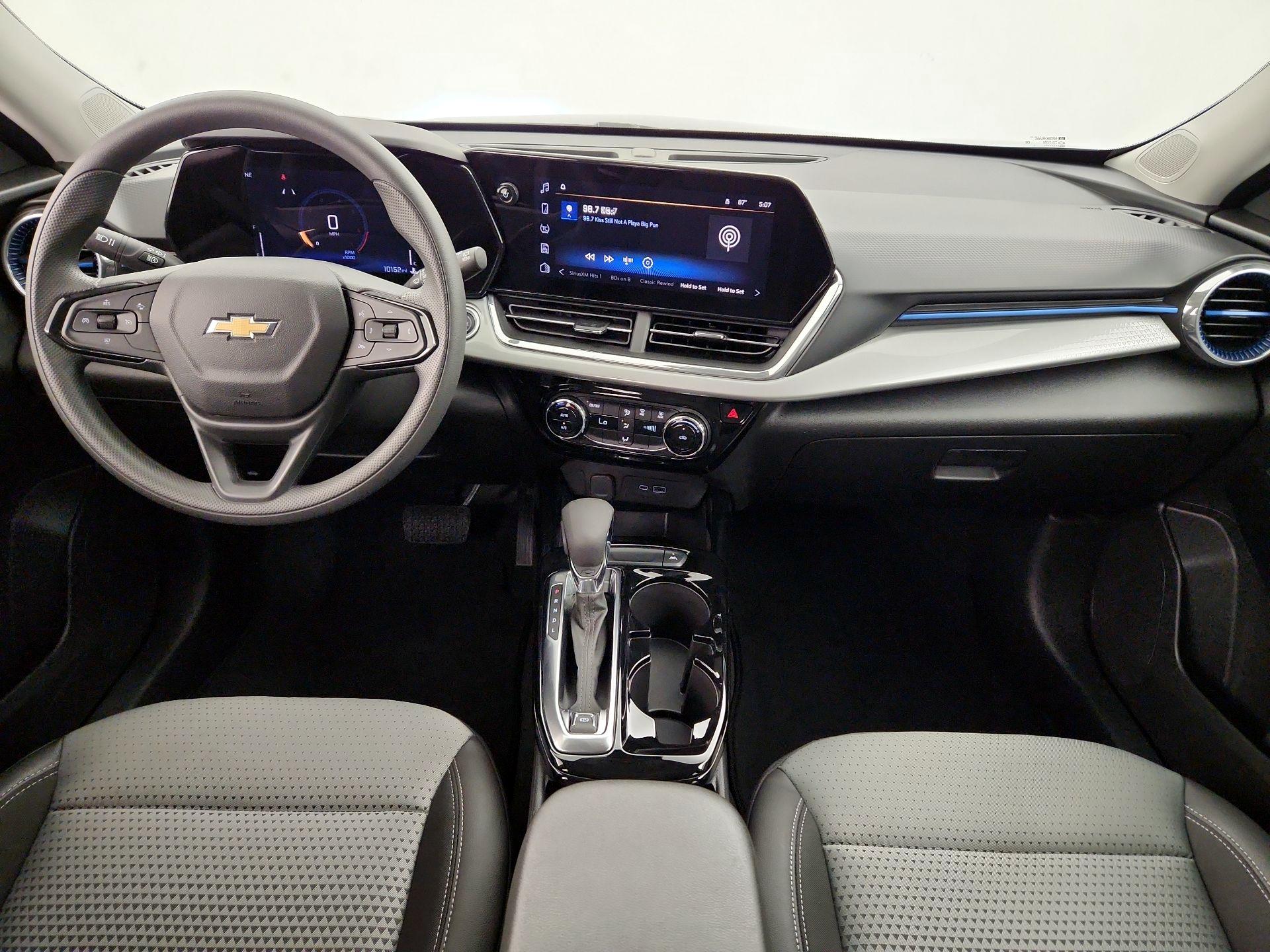 Thumbnail: 2026 Chevrolet Trax - 9