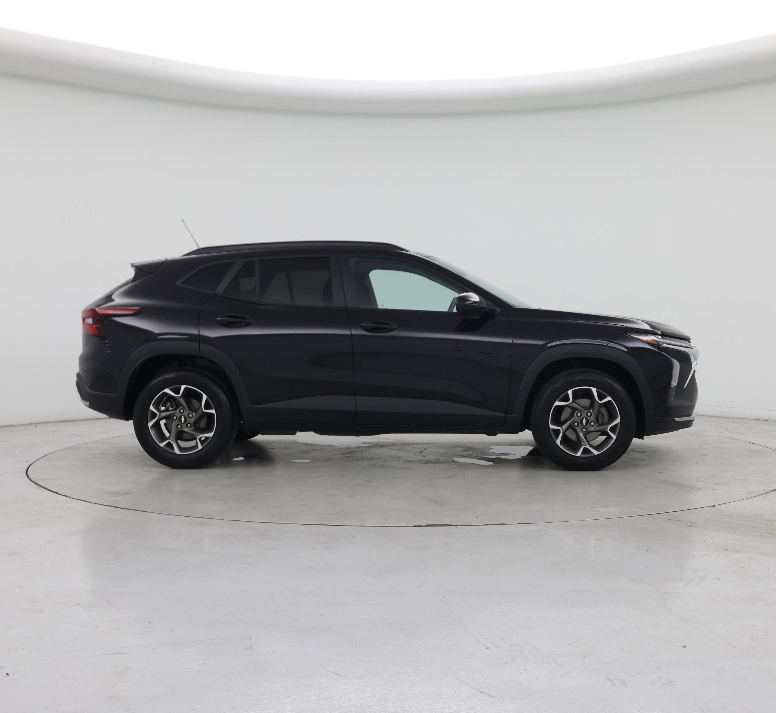 Thumbnail: 2026 Chevrolet Trax - 7