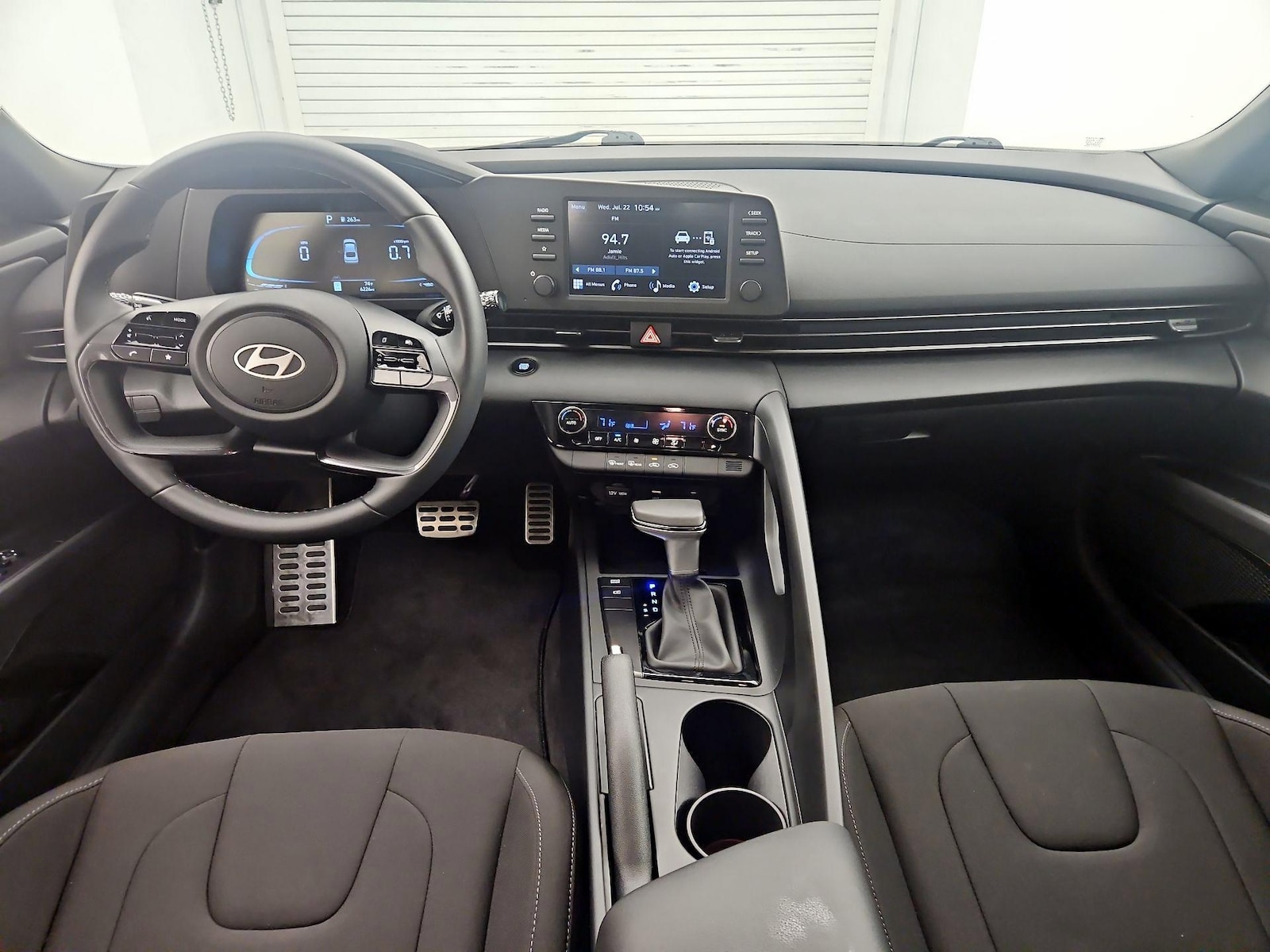 2026 Hyundai Elantra SEL Sport - Photo 10