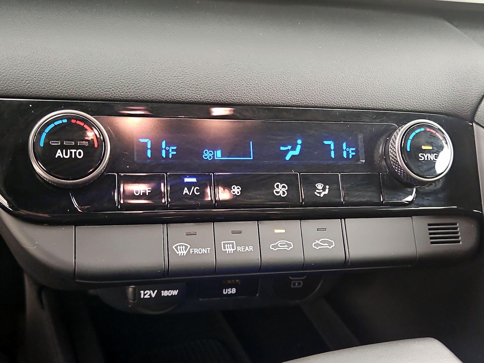 2026 Hyundai Elantra SEL Sport - Photo 17