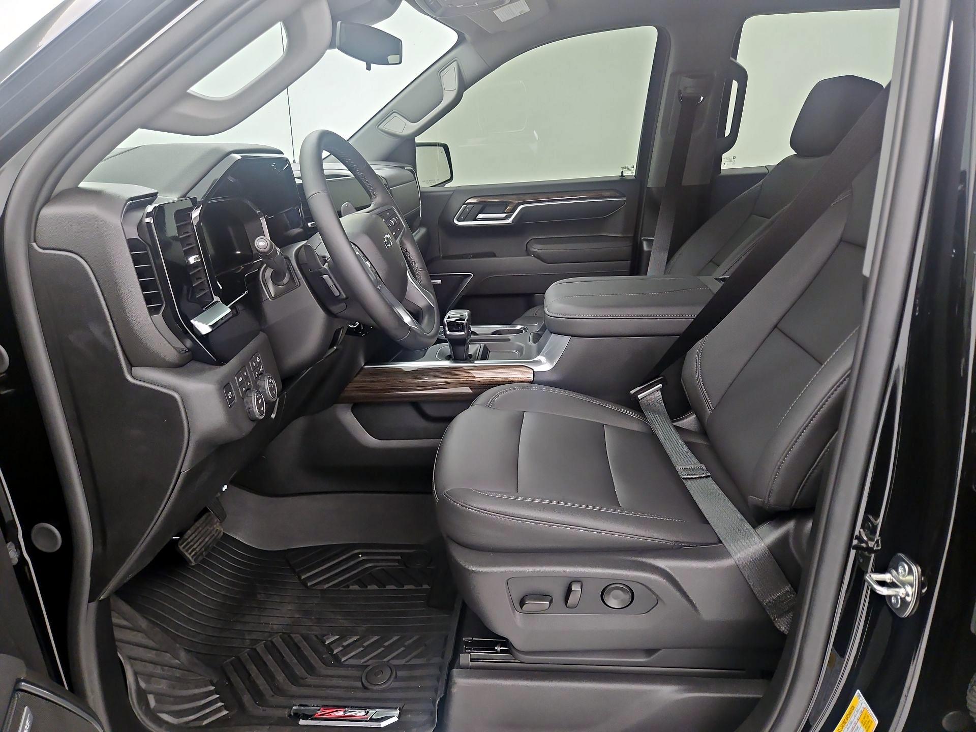 Thumbnail: 2026 Chevrolet Silverado 1500 - 11