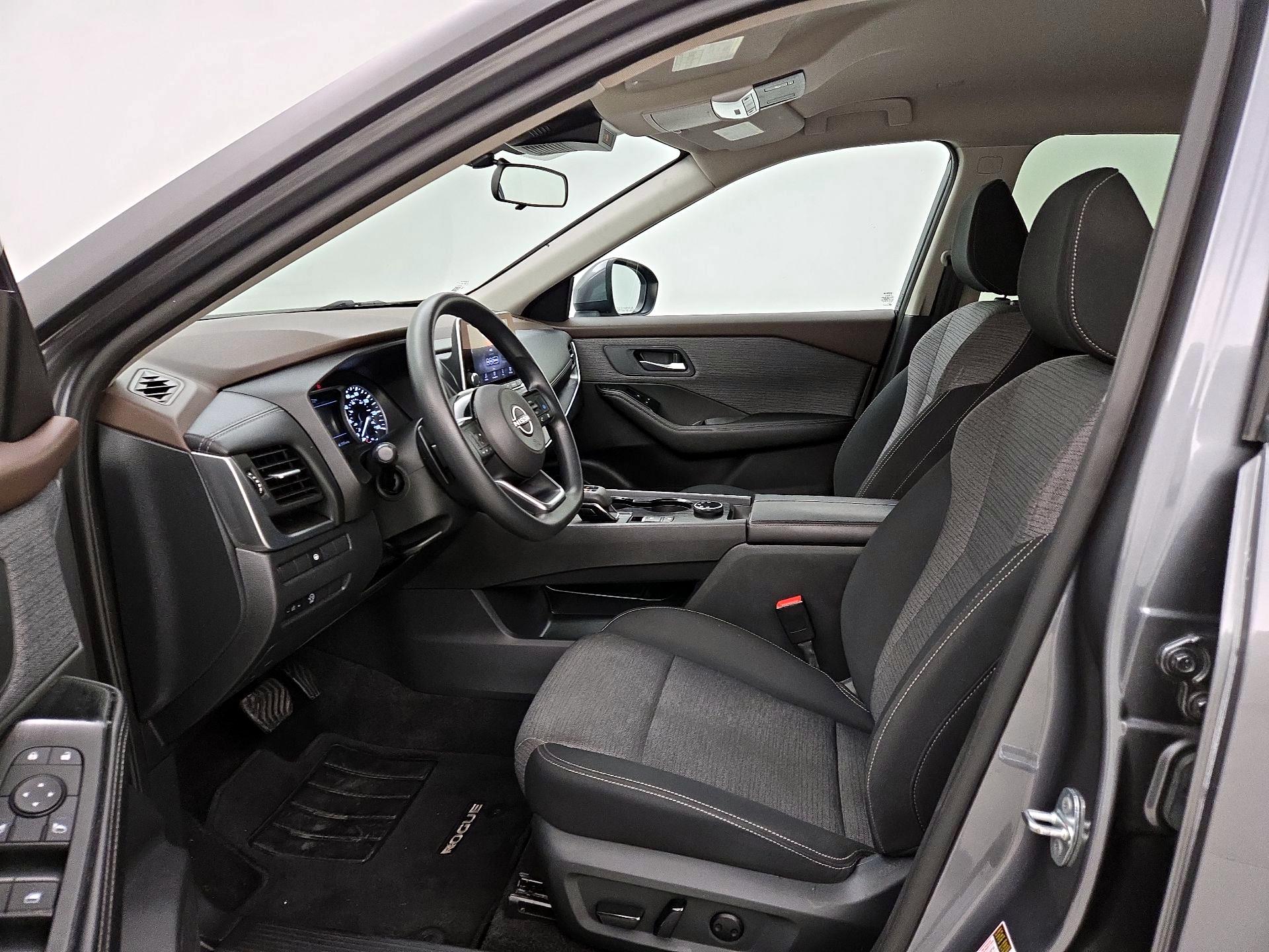 Thumbnail: 2023 Nissan Rogue - 11