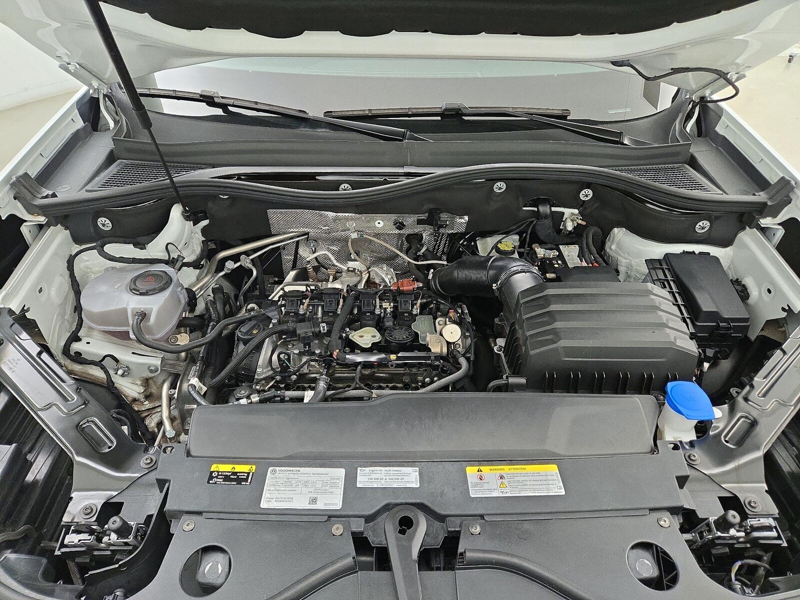 2024 Volkswagen Atlas SE w/Tech - Photo 24