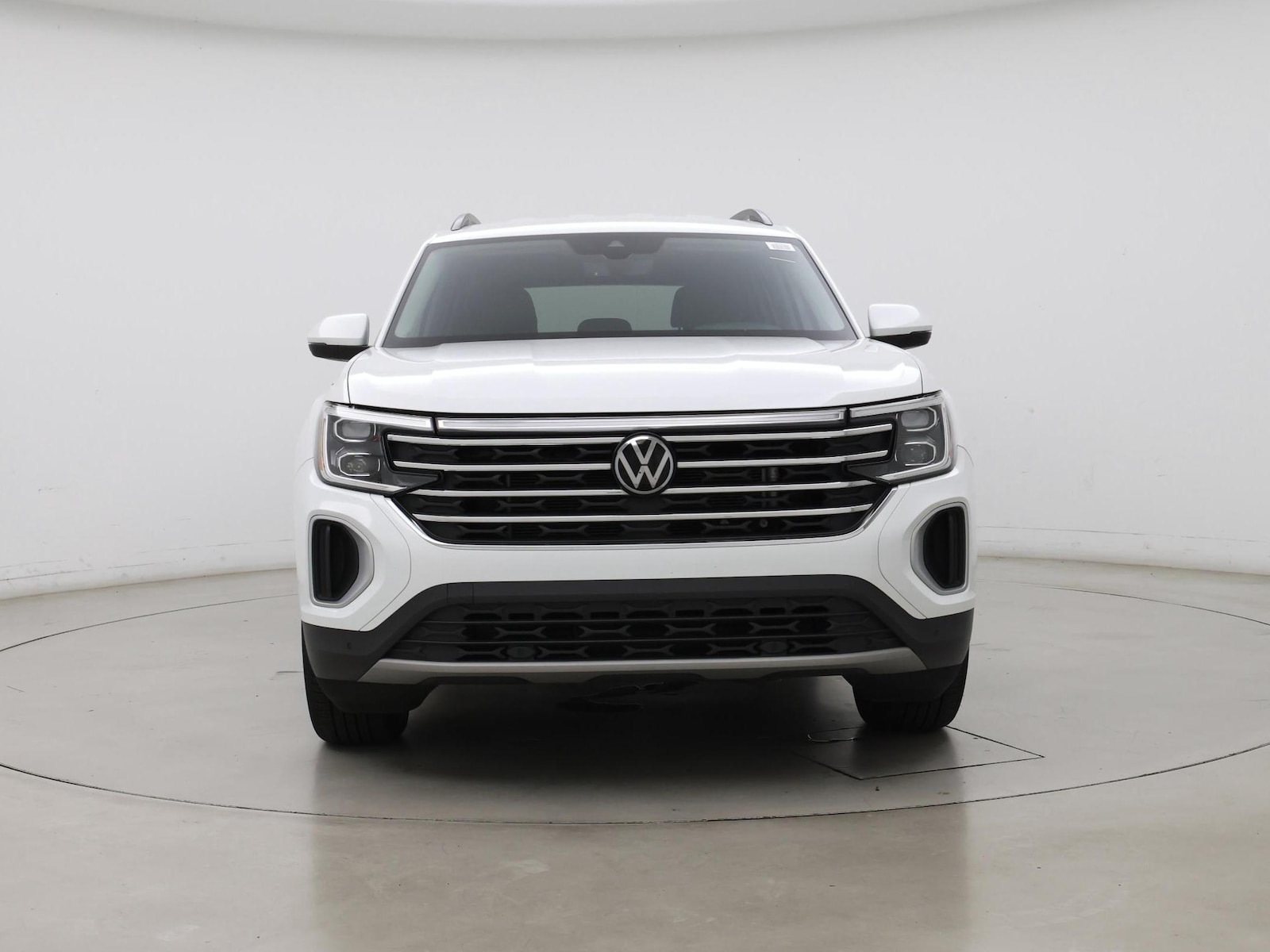 2024 Volkswagen Atlas SE w/Tech - Photo 6