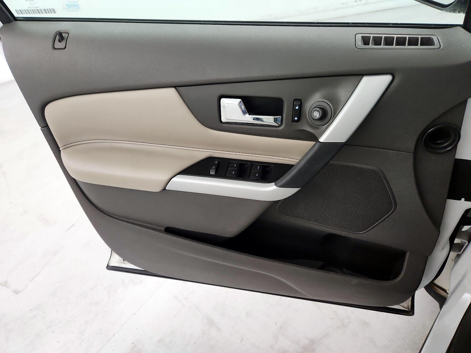 Thumbnail: 2014 Ford Edge - 10