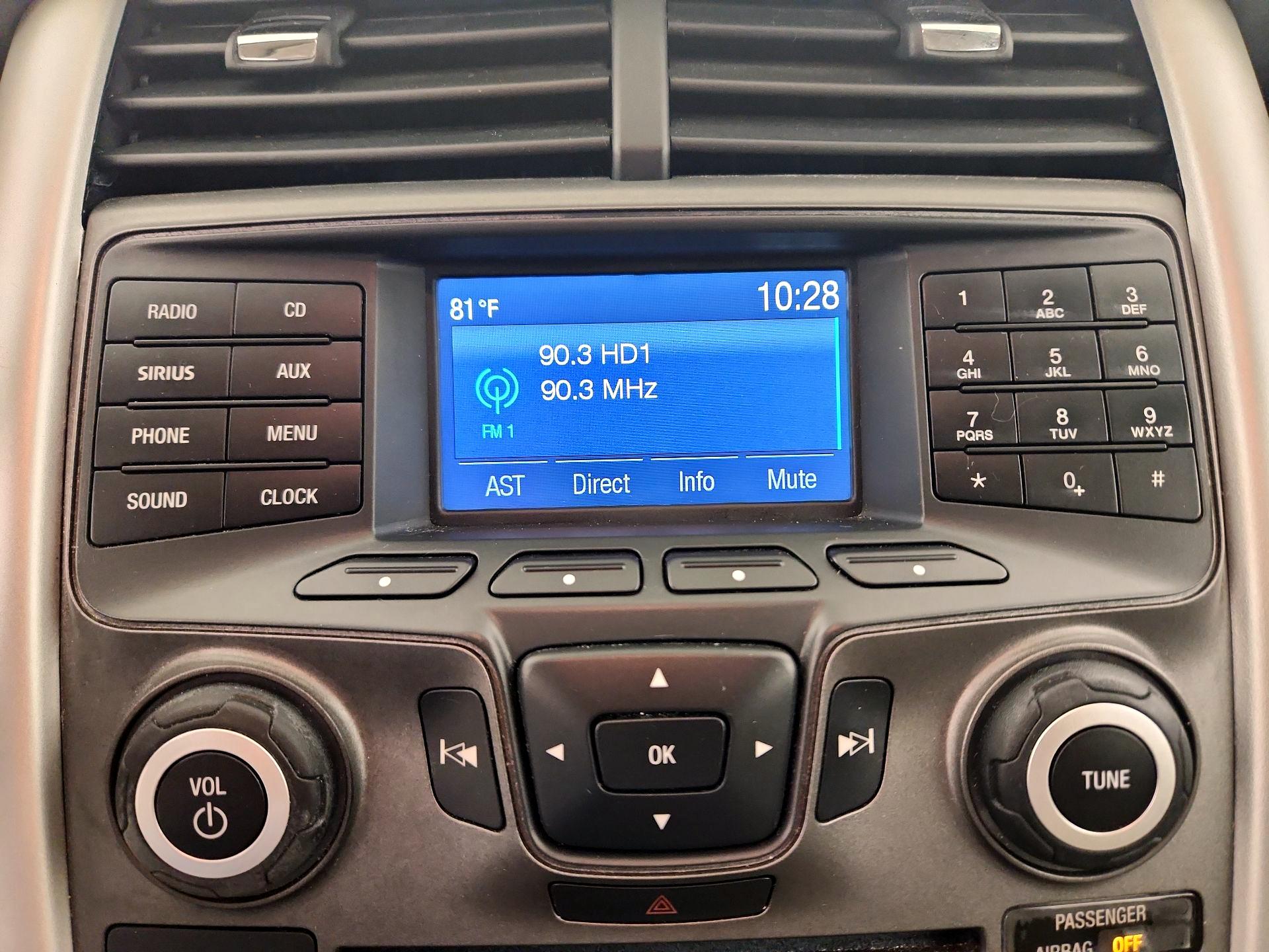 Thumbnail: 2014 Ford Edge - 12