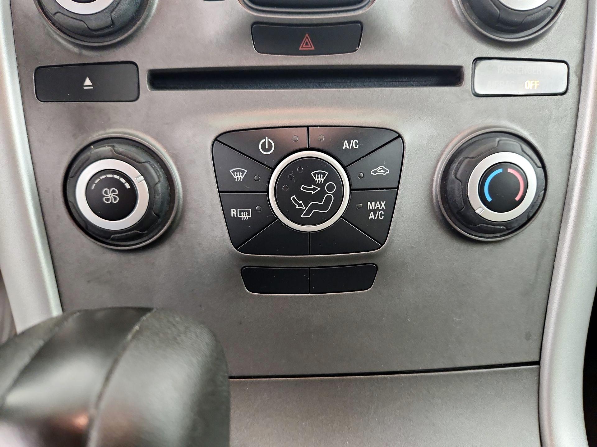 Thumbnail: 2014 Ford Edge - 13