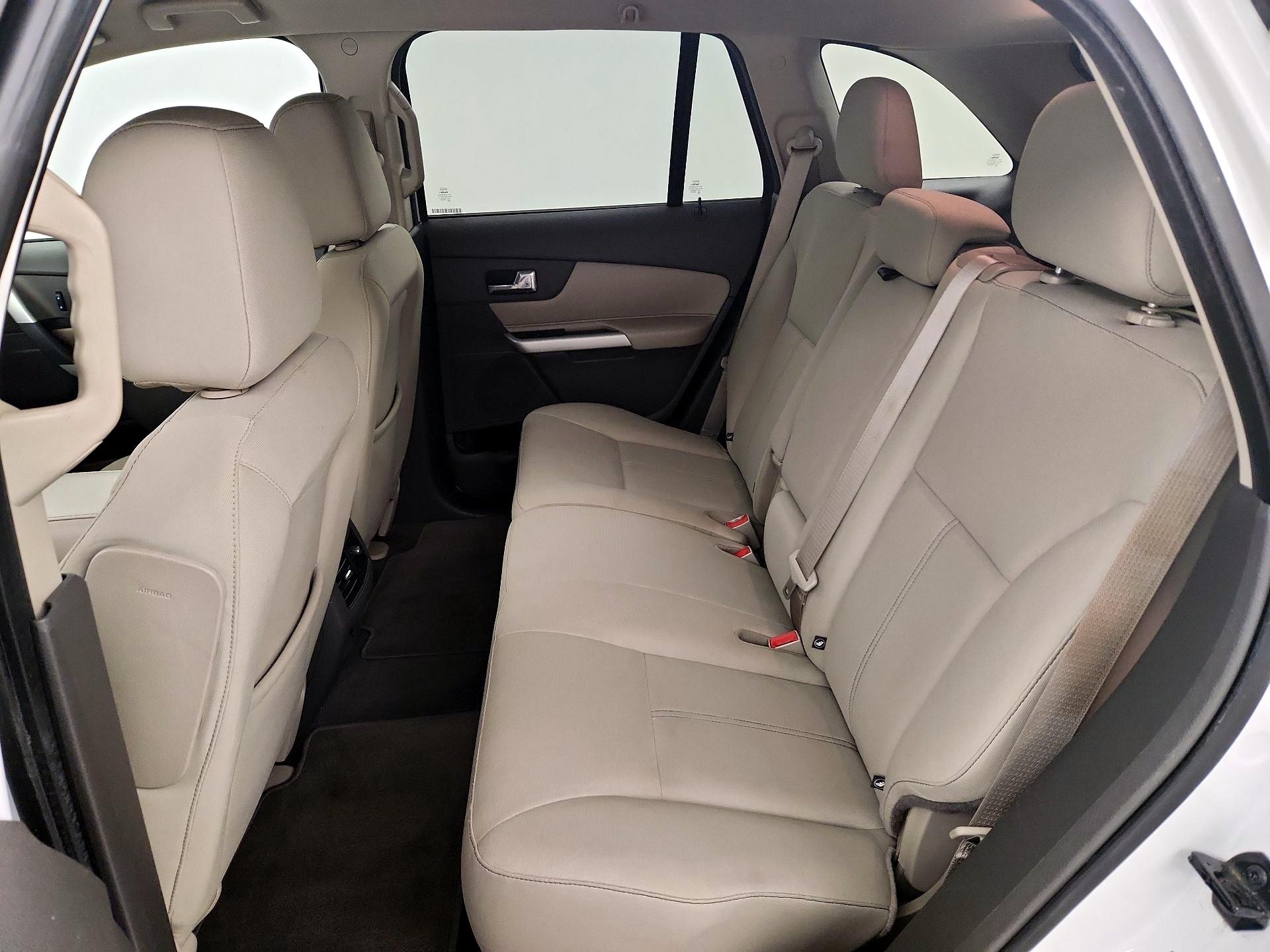 Thumbnail: 2014 Ford Edge - 16