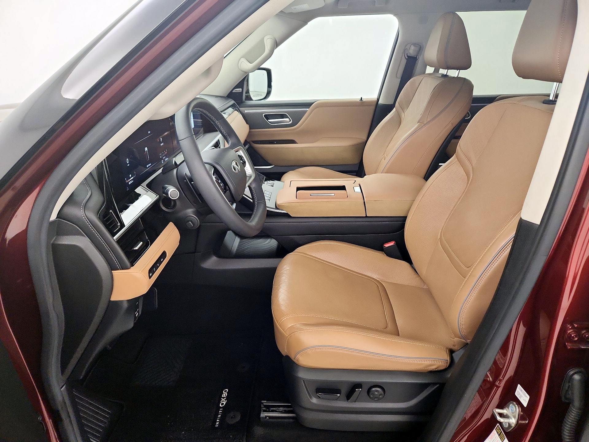 Thumbnail: 2025 INFINITI QX80 - 11