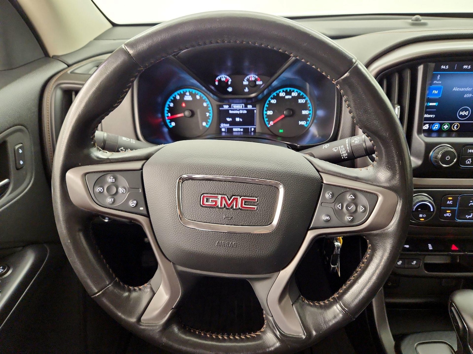 2022 GMC Canyon AT4 - Photo 11