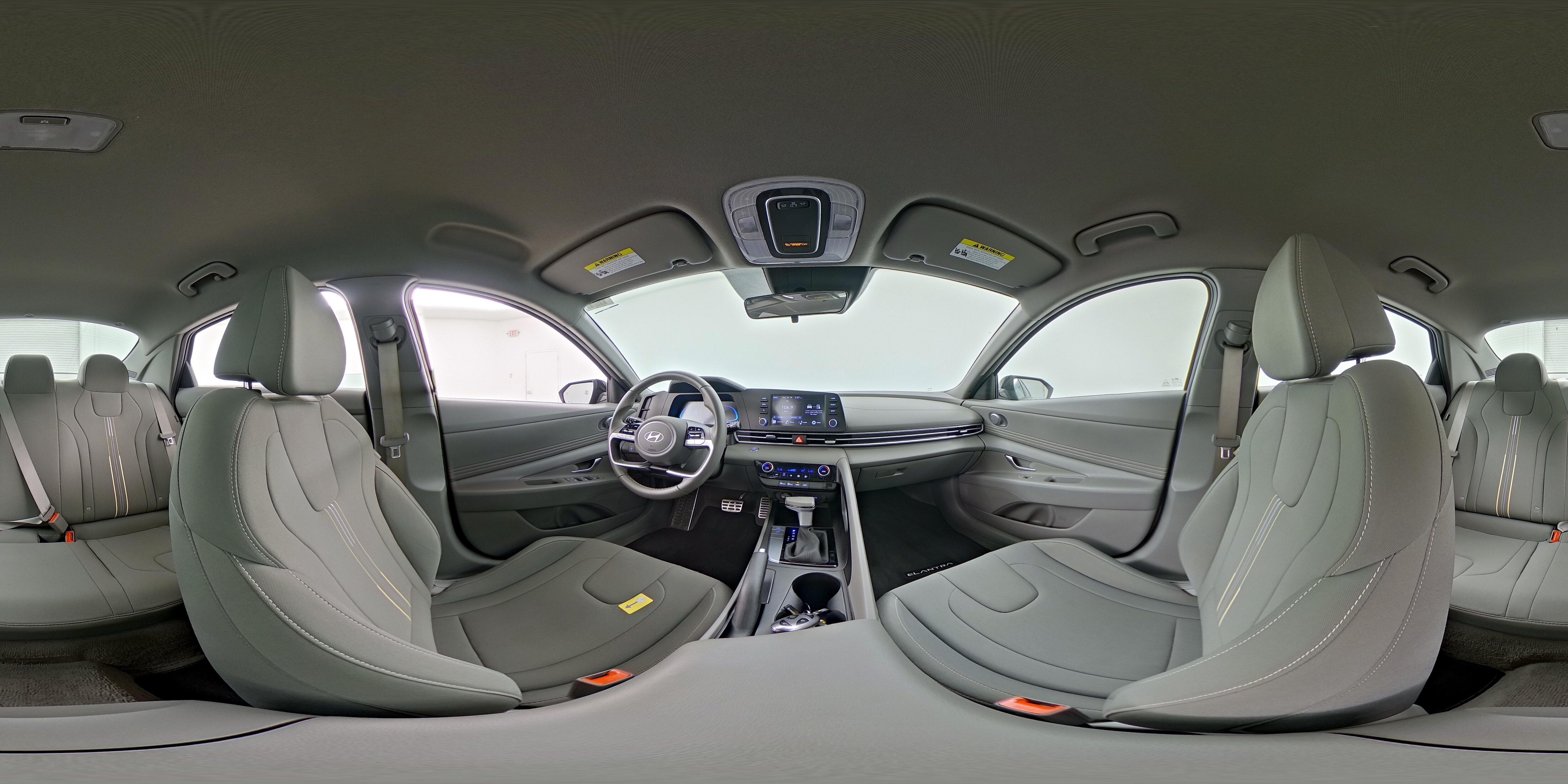 2025 Hyundai Elantra SEL - Photo 24