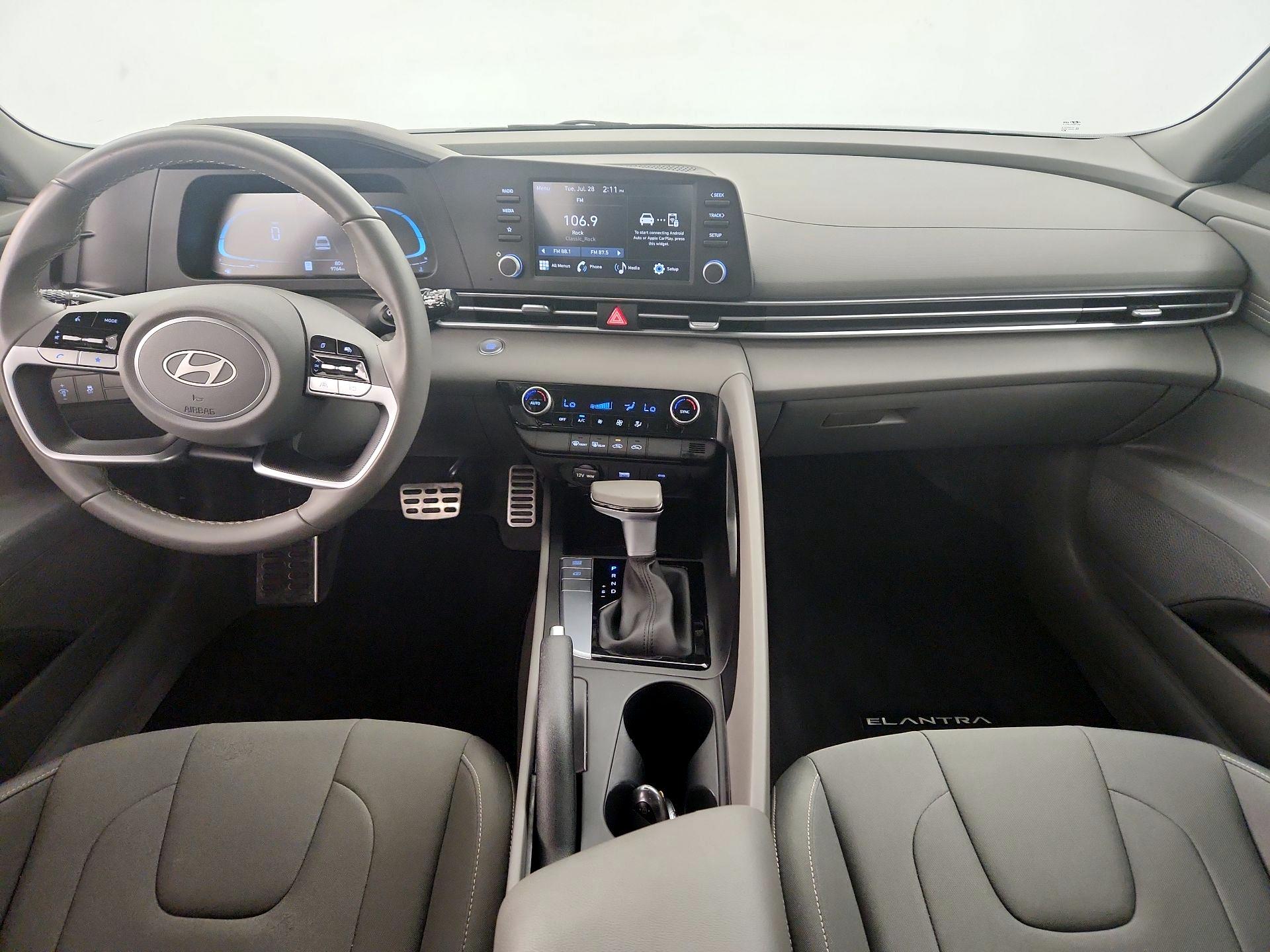 Thumbnail: 2025 Hyundai Elantra - 9