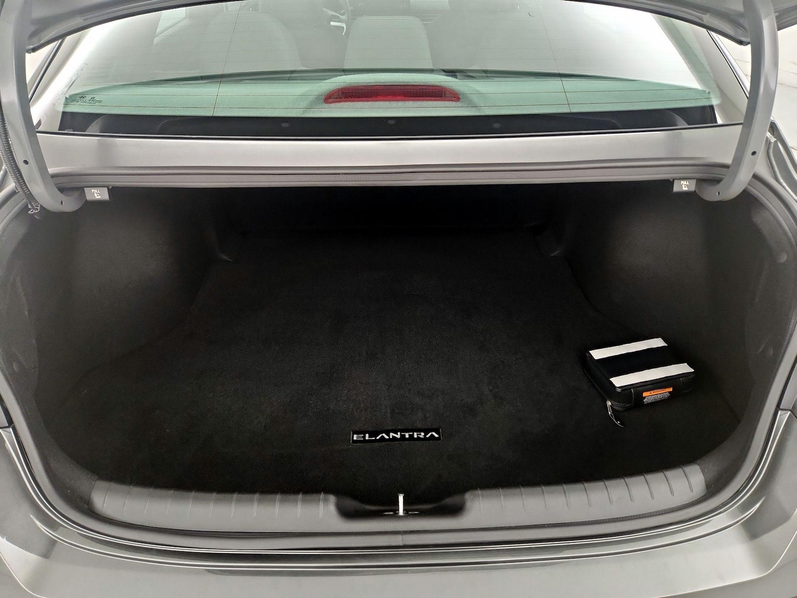 2025 Hyundai Elantra SEL - Photo 21
