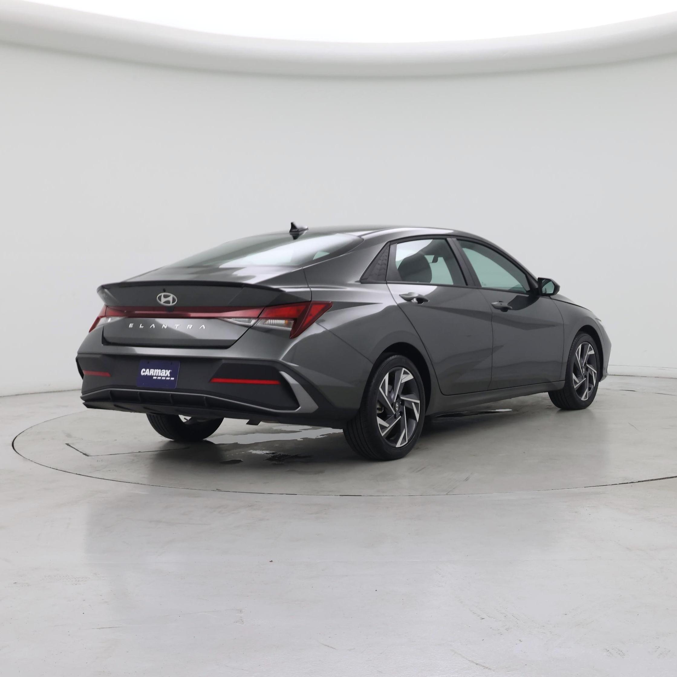 Thumbnail: 2025 Hyundai Elantra - 8
