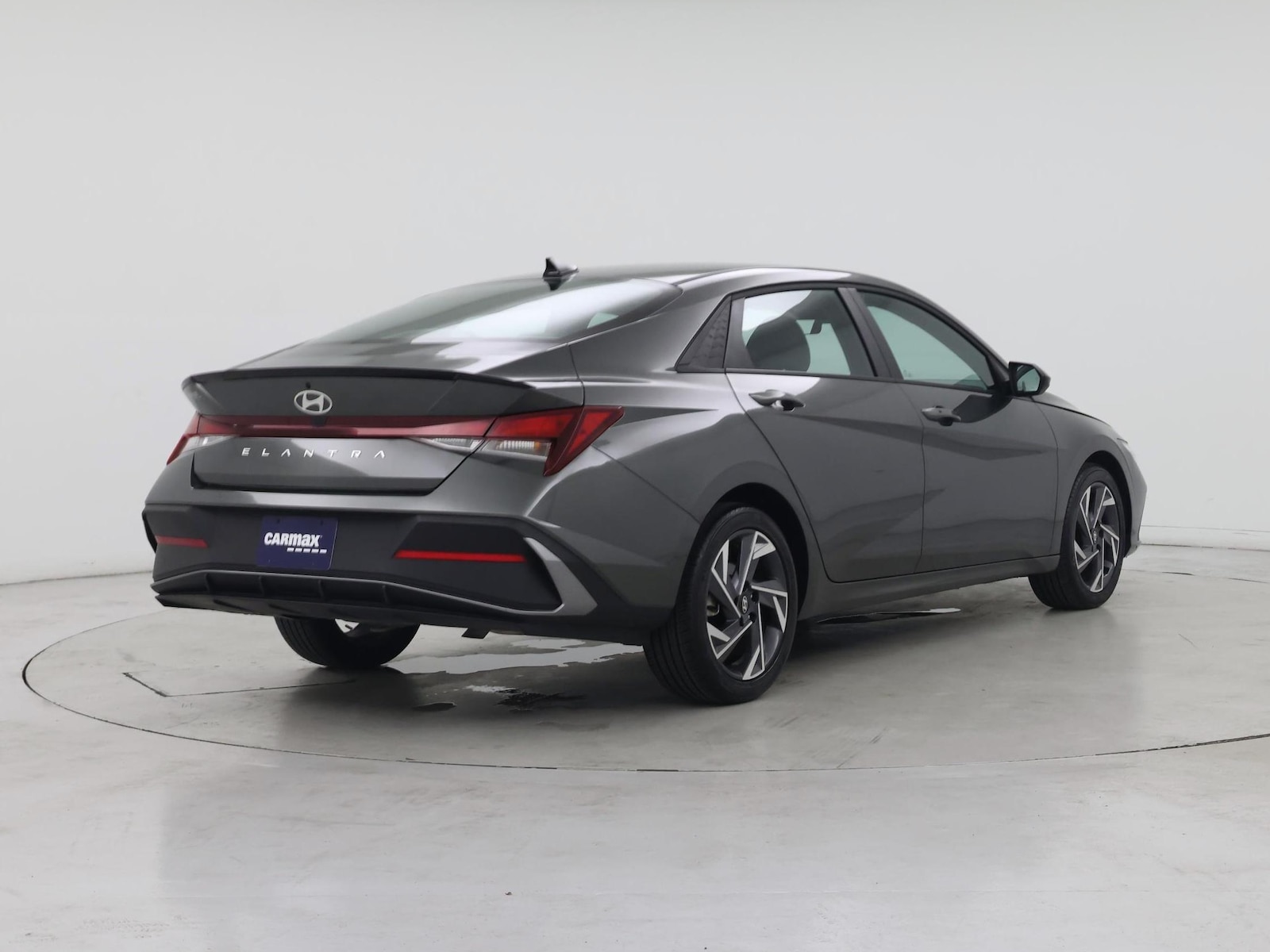 2025 Hyundai Elantra SEL - Photo 9