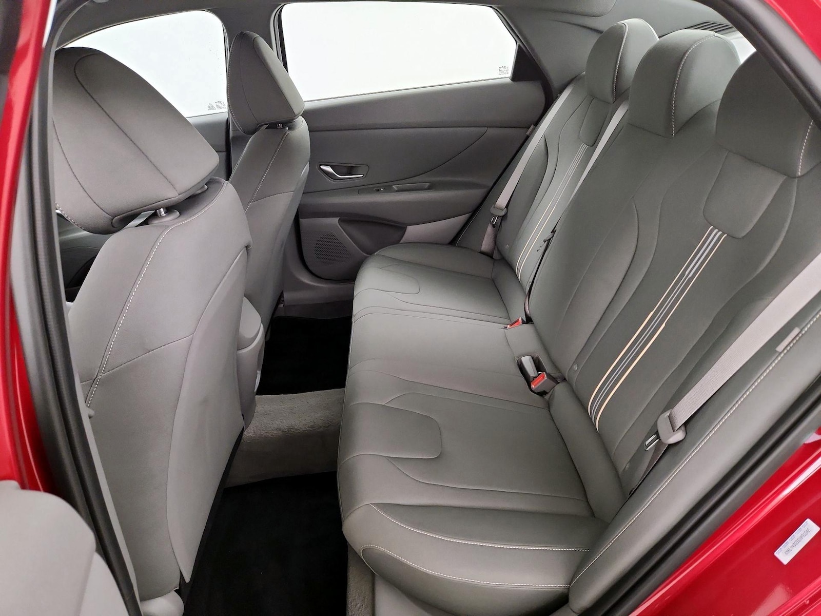 2025 Hyundai Elantra SEL - Photo 20