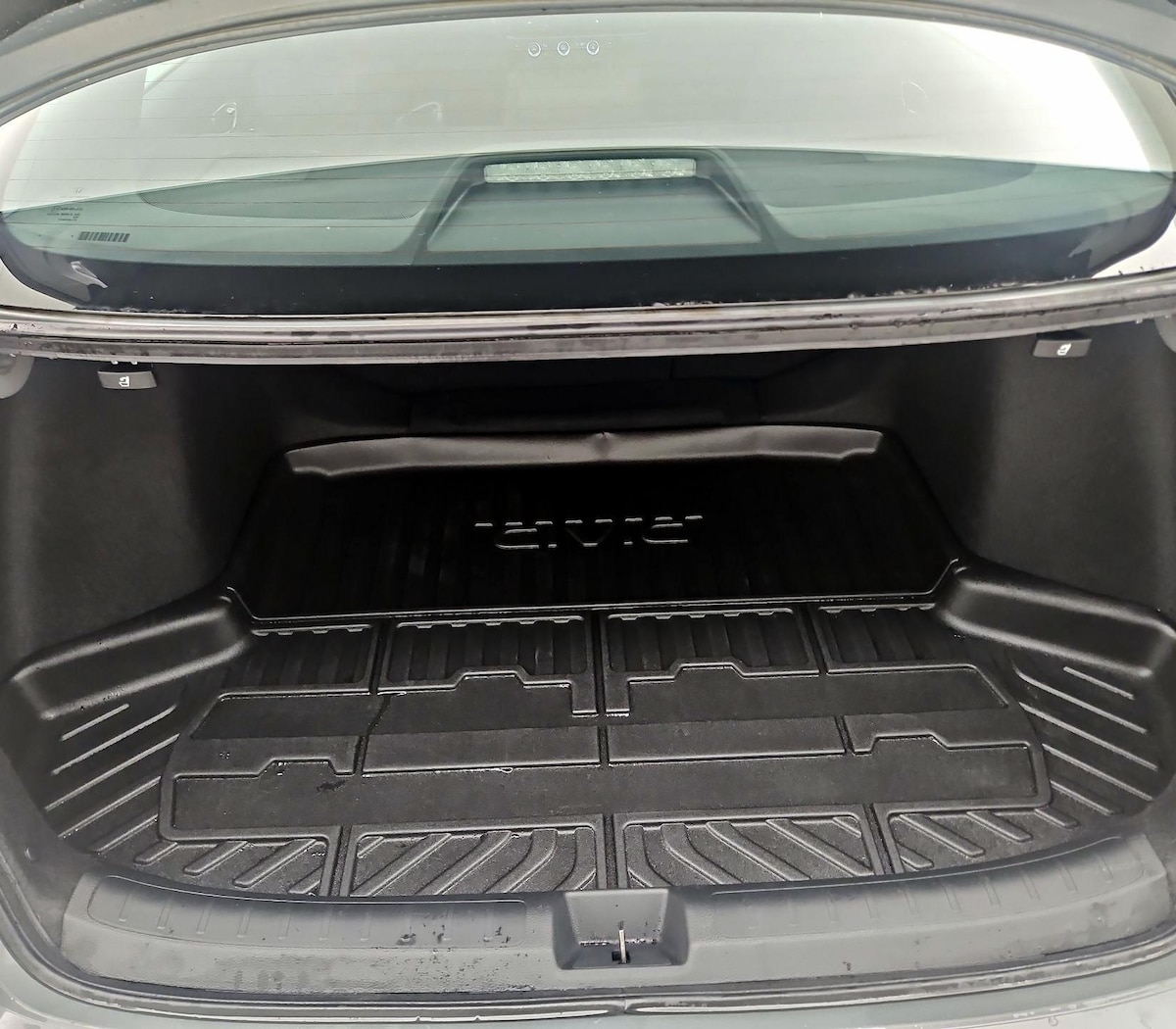 Trunk/Cargo (Seats Up)