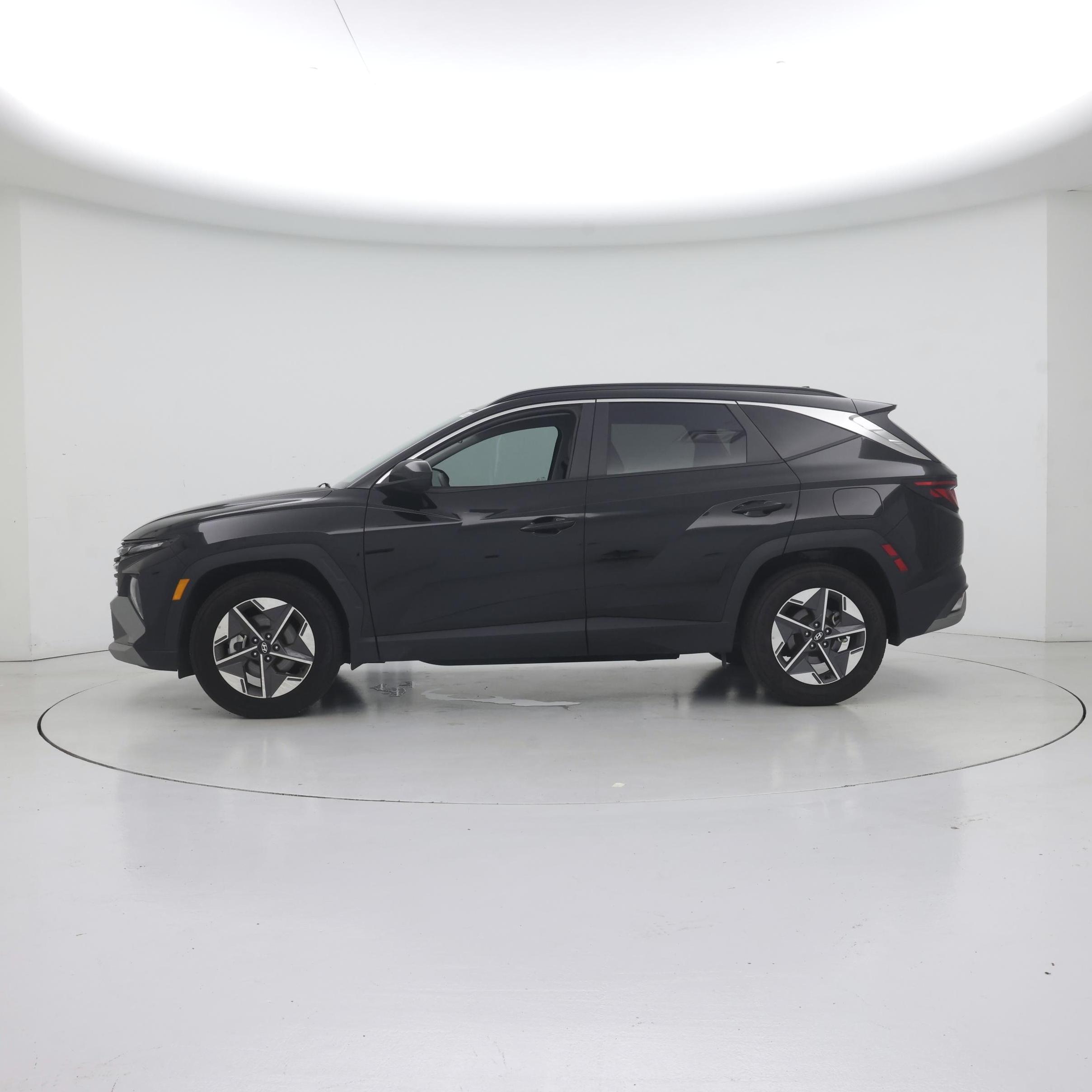 Thumbnail: 2026 Hyundai Tucson - 3