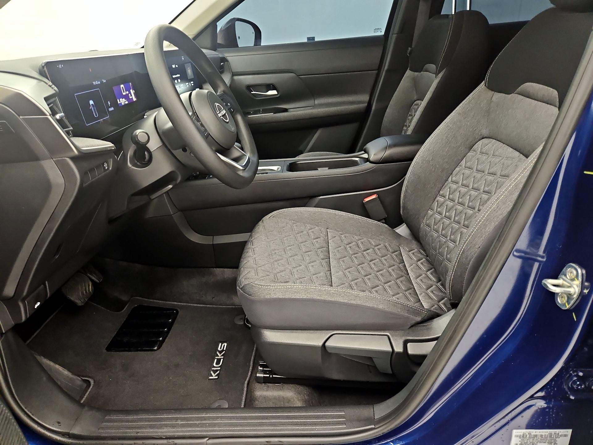 Thumbnail: 2026 Nissan Kicks - 11