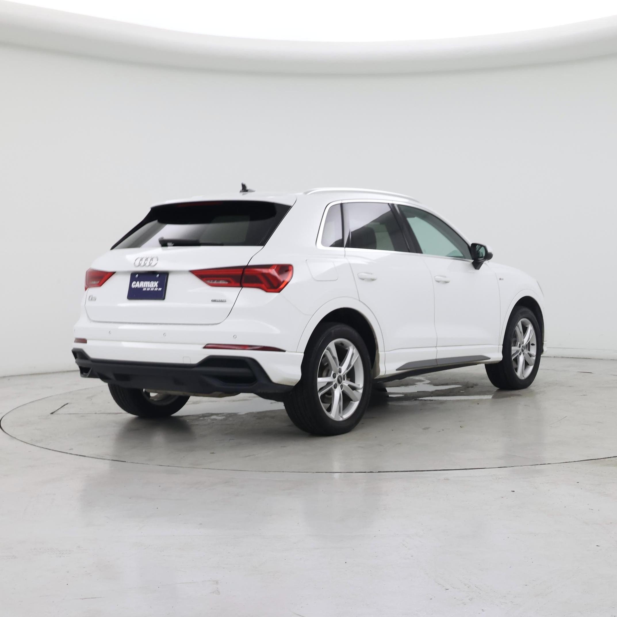 Thumbnail: 2024 Audi Q3 - 8
