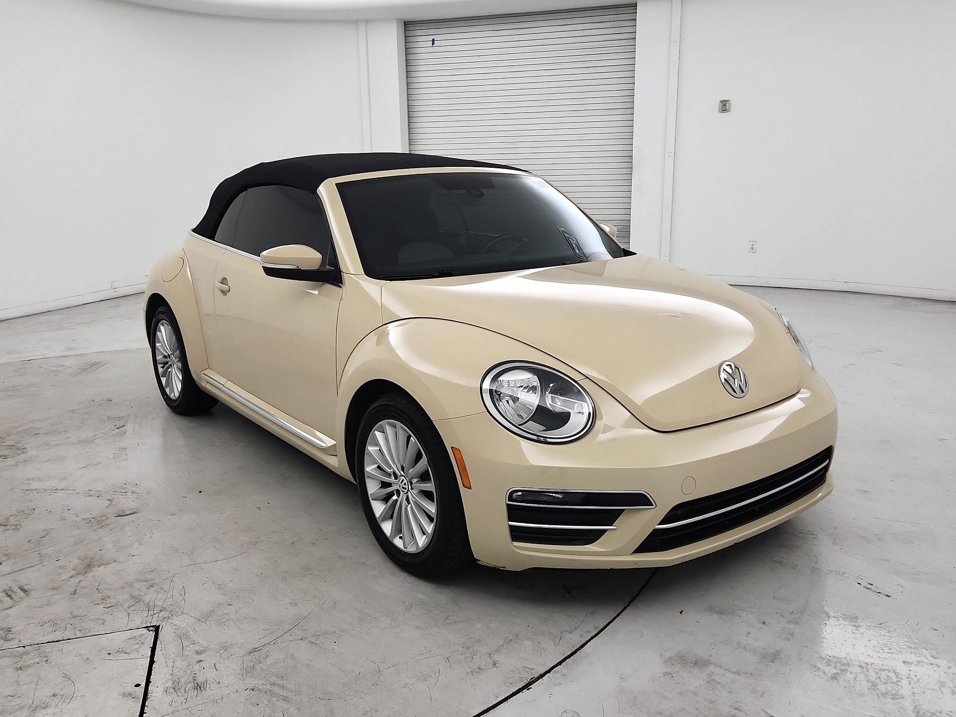 Thumbnail: 2019 Volkswagen Beetle - 1