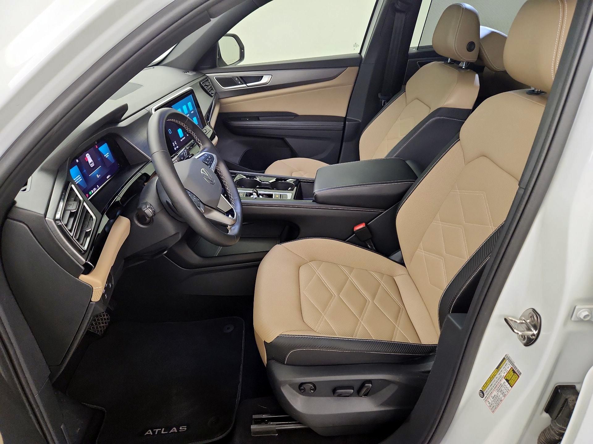 Thumbnail: 2024 Volkswagen Atlas - 11
