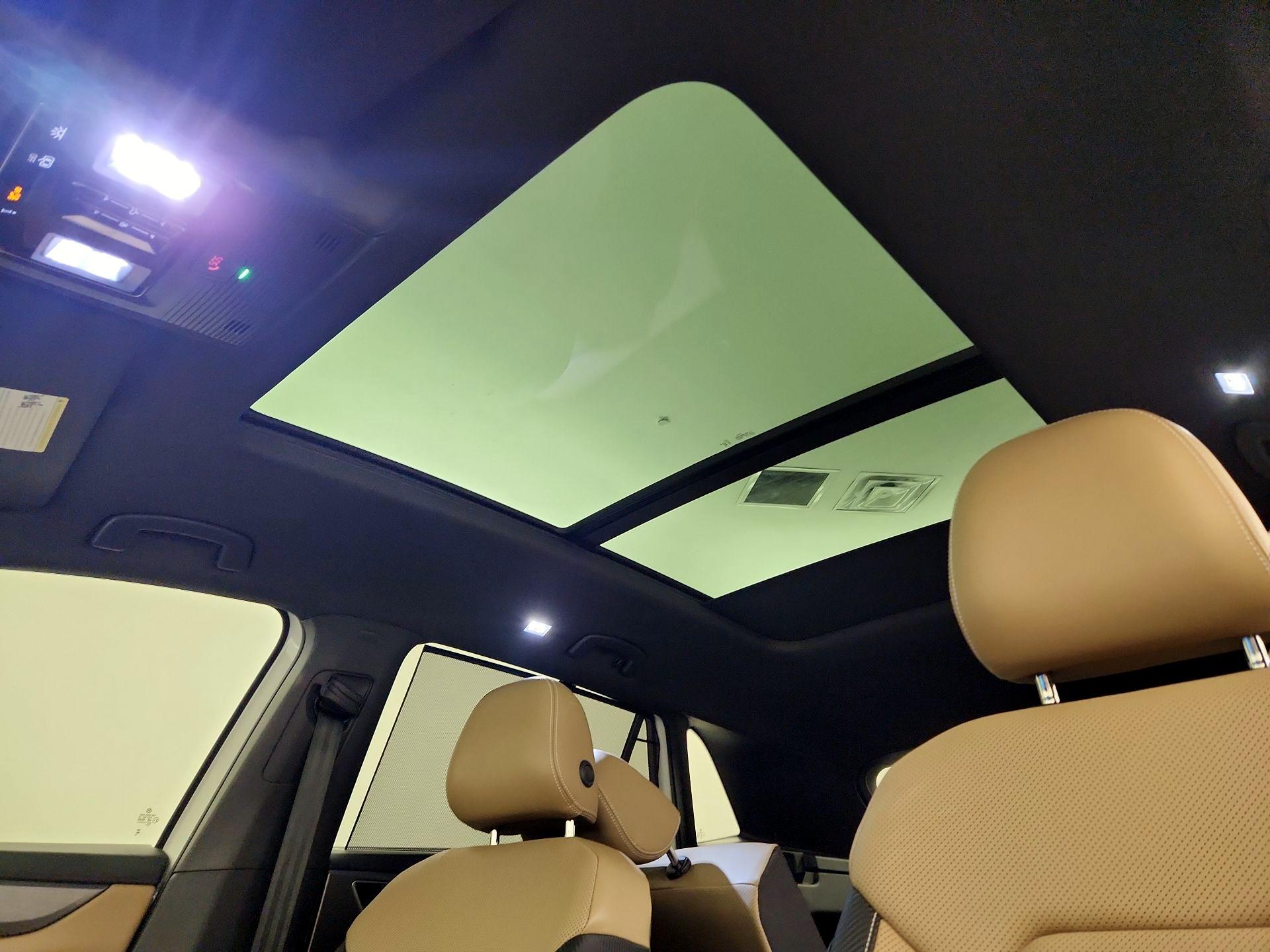 Thumbnail: 2024 Volkswagen Atlas - 19