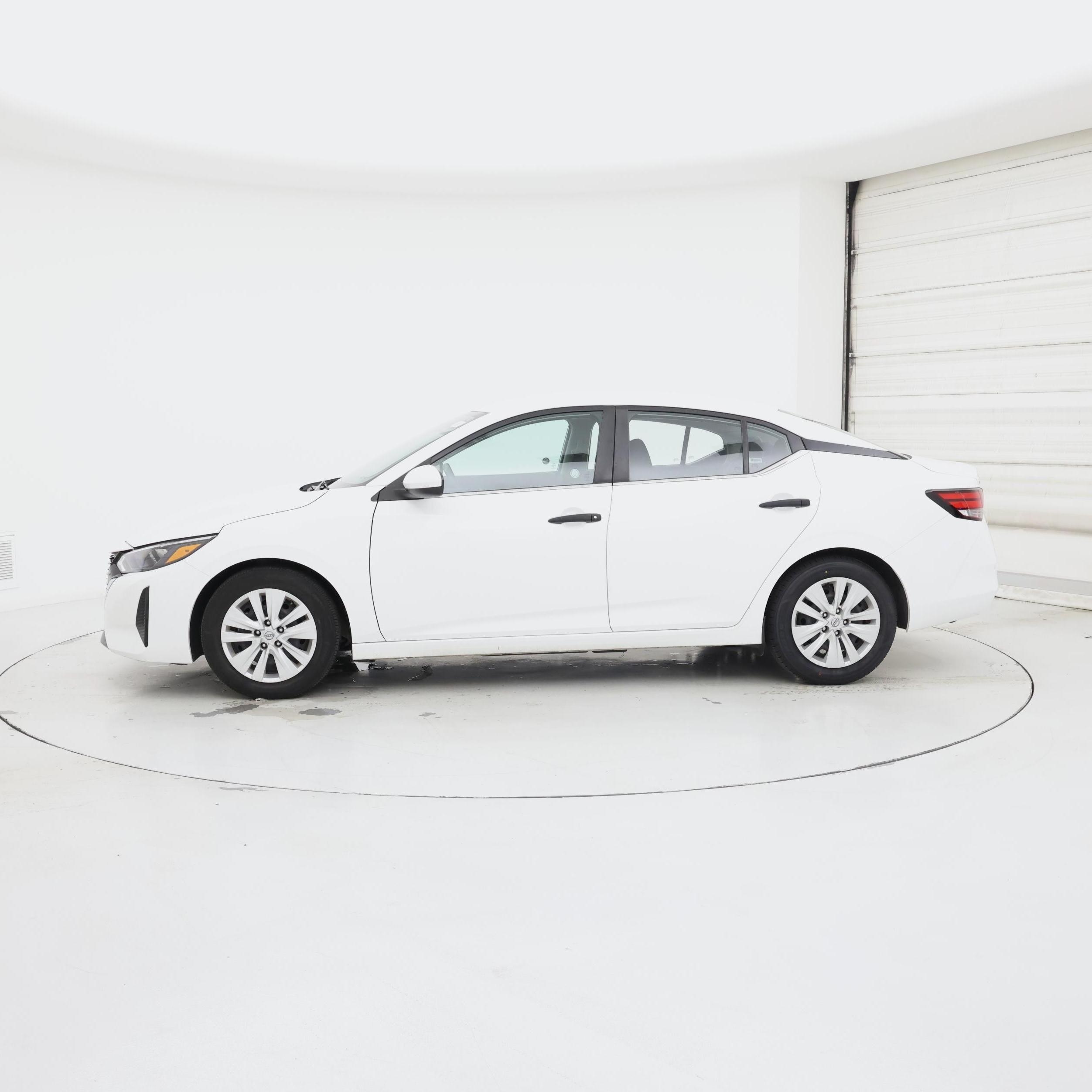 Thumbnail: 2024 Nissan Sentra - 3