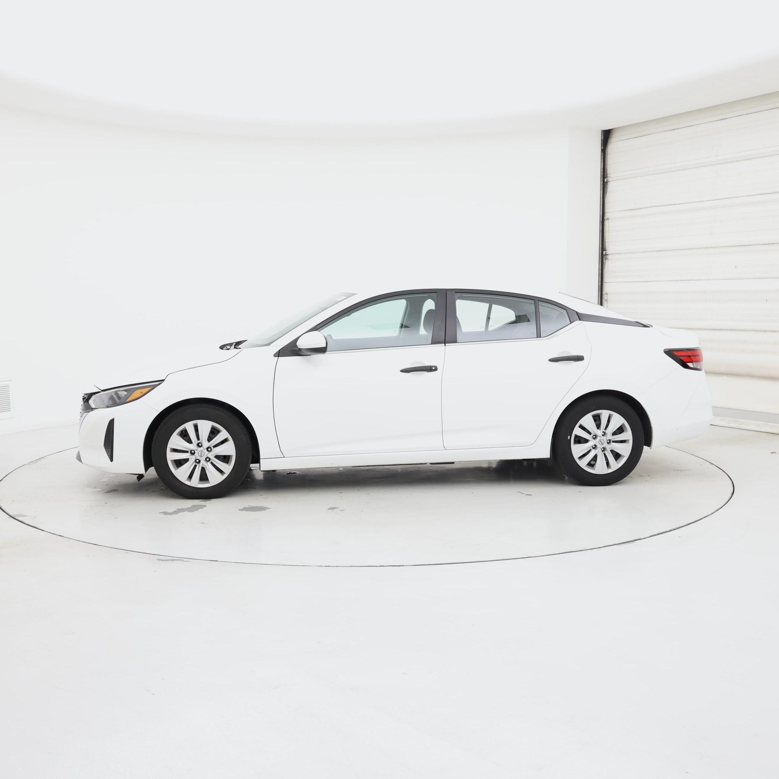 Thumbnail: 2024 Nissan Sentra - 3