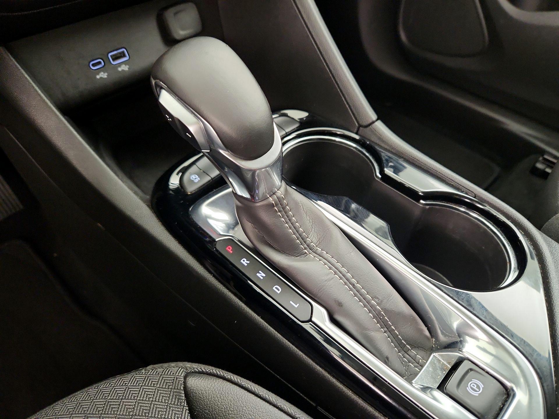 Thumbnail: 2025 Buick Encore GX - 17