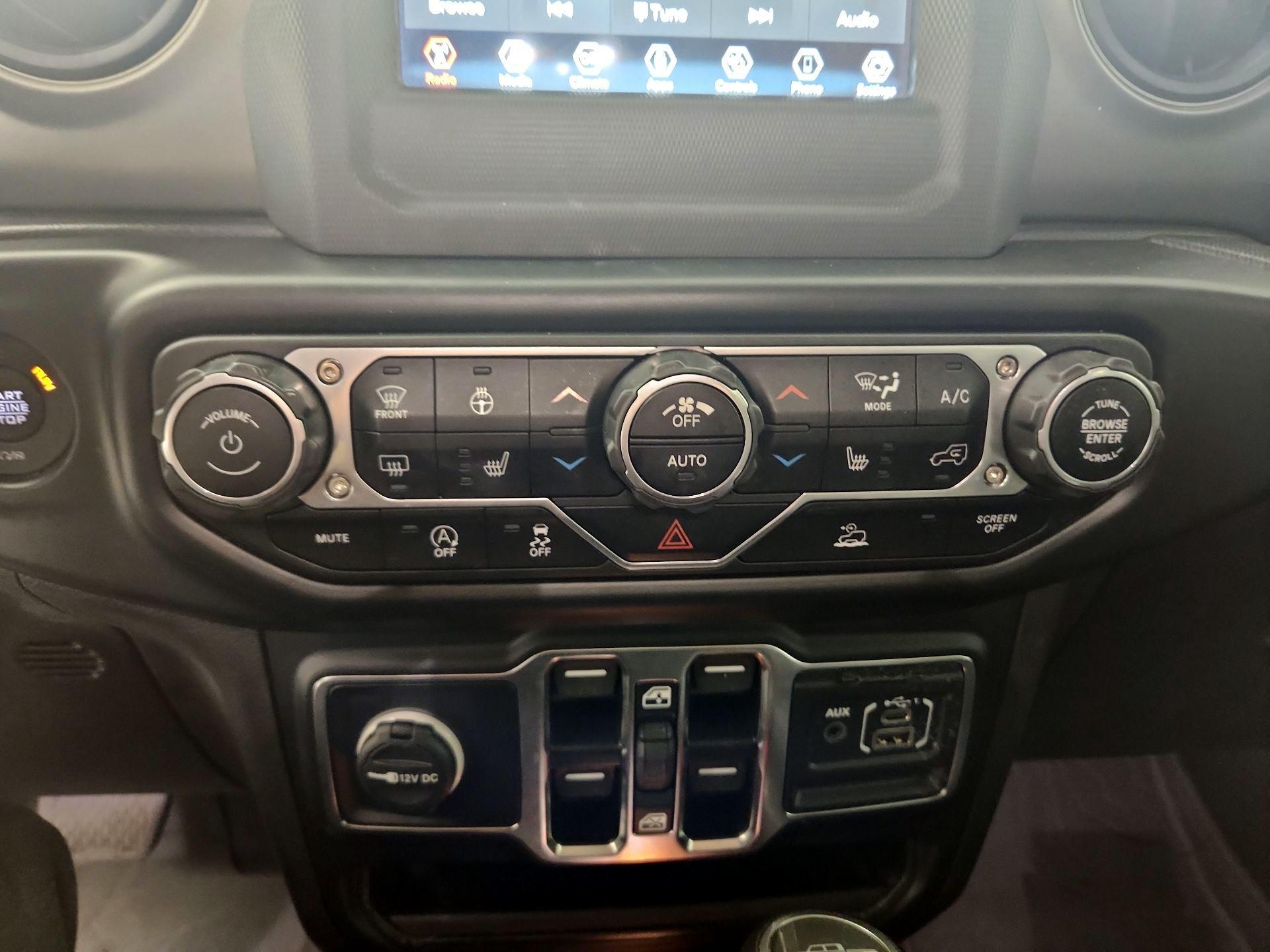 Thumbnail: 2023 Jeep Gladiator - 14