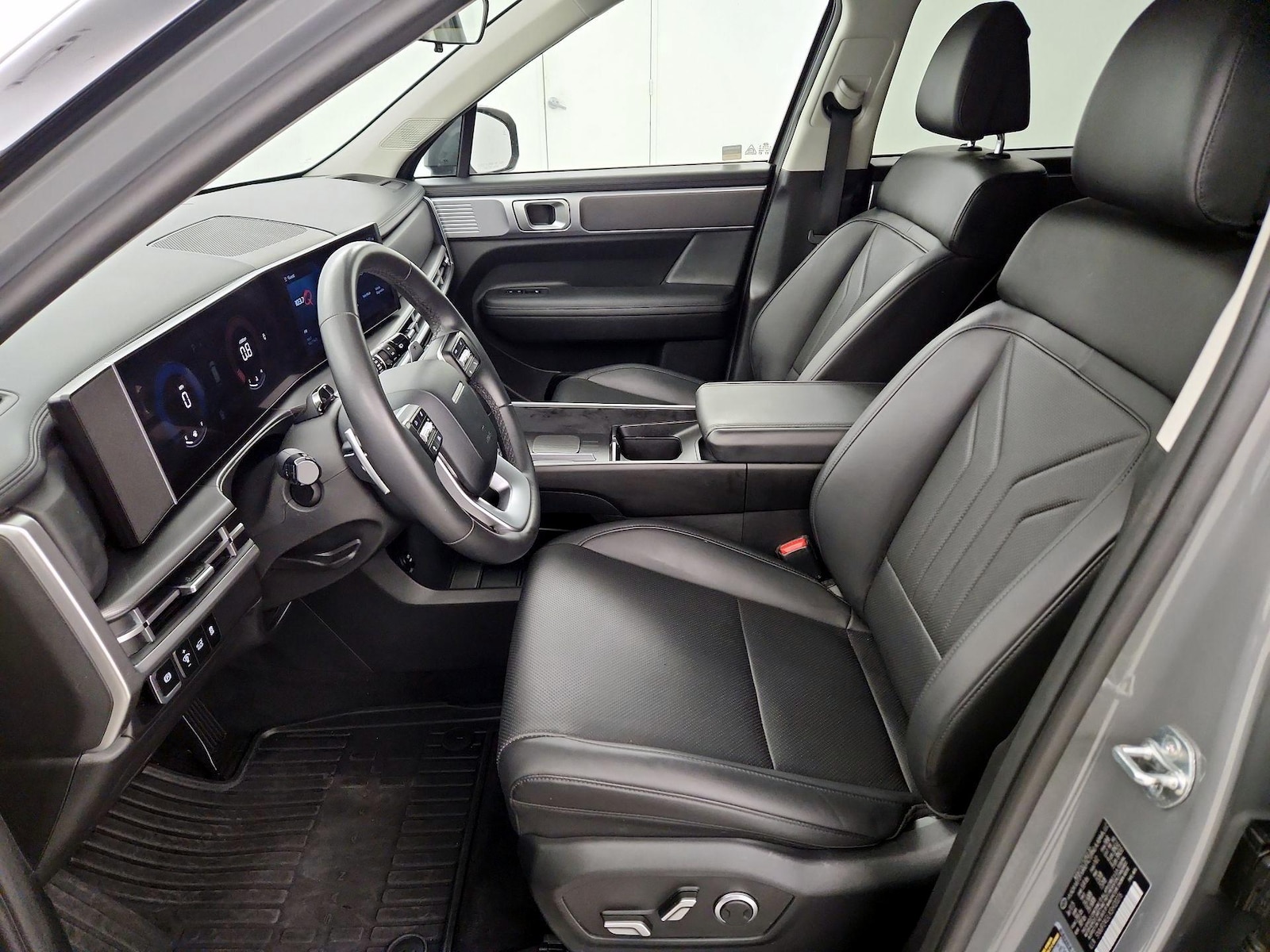 2025 Hyundai Santa Fe SEL - Photo 10
