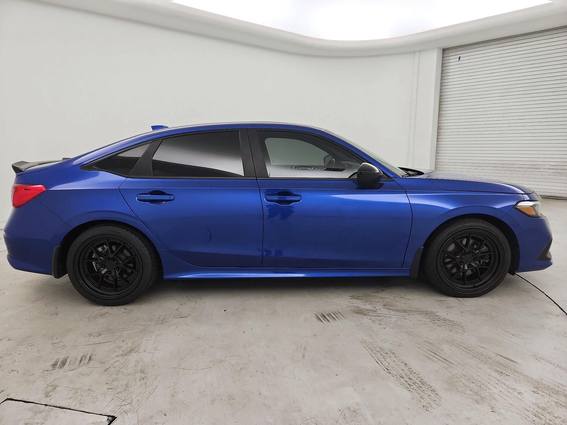 Thumbnail: 2023 Honda Civic - 4