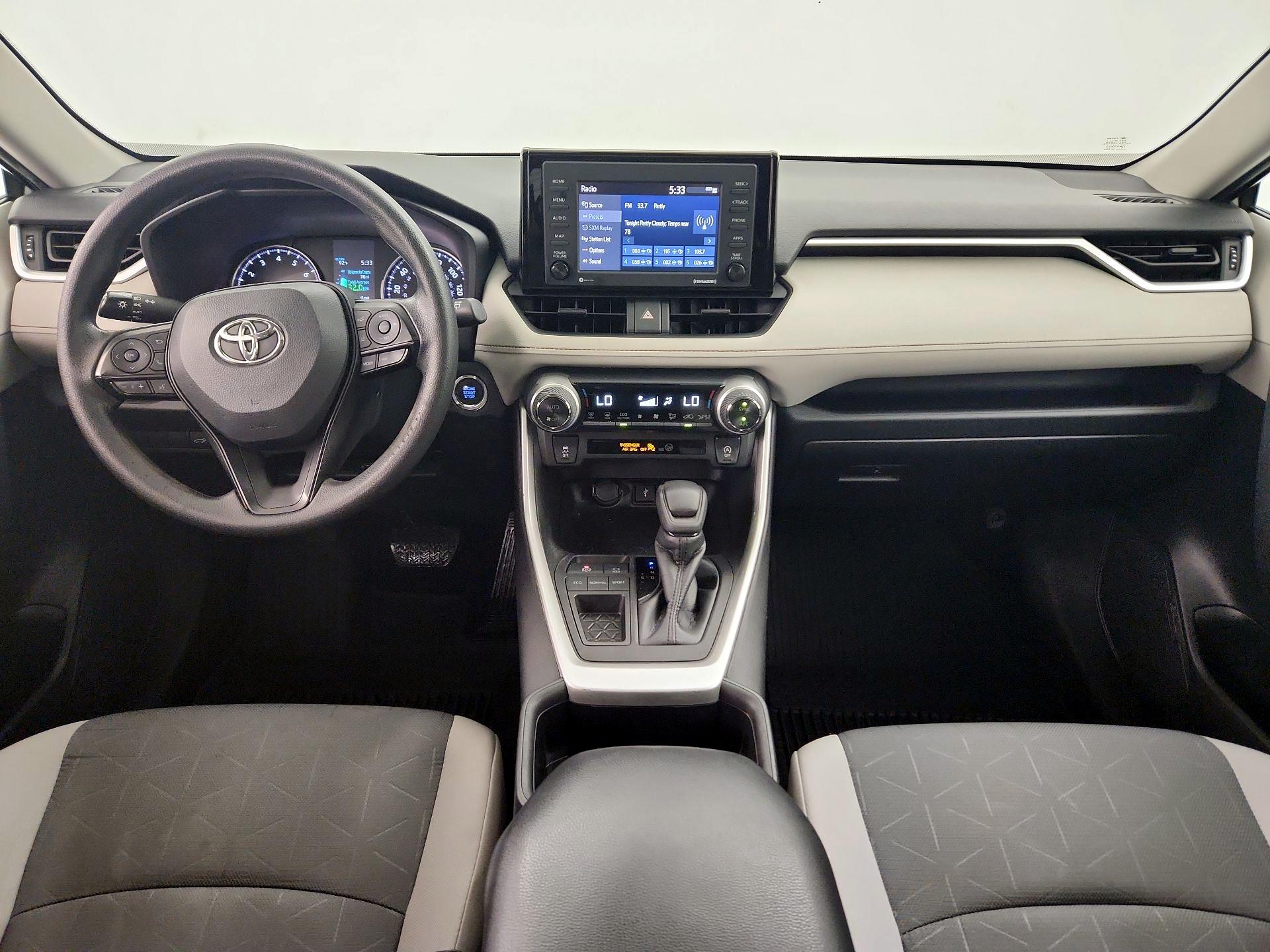 Thumbnail: 2022 Toyota RAV4 - 9