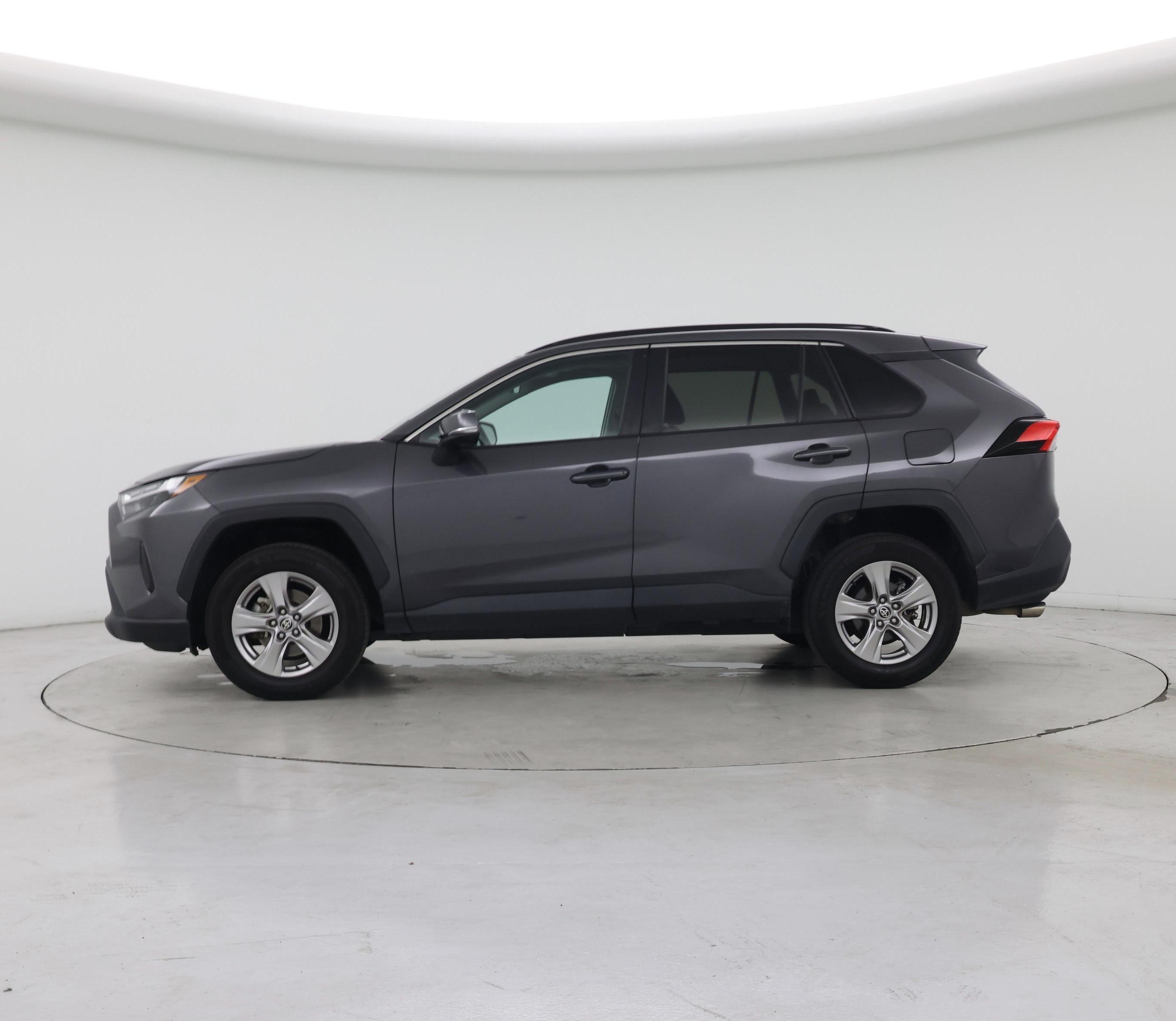 Thumbnail: 2022 Toyota RAV4 - 3