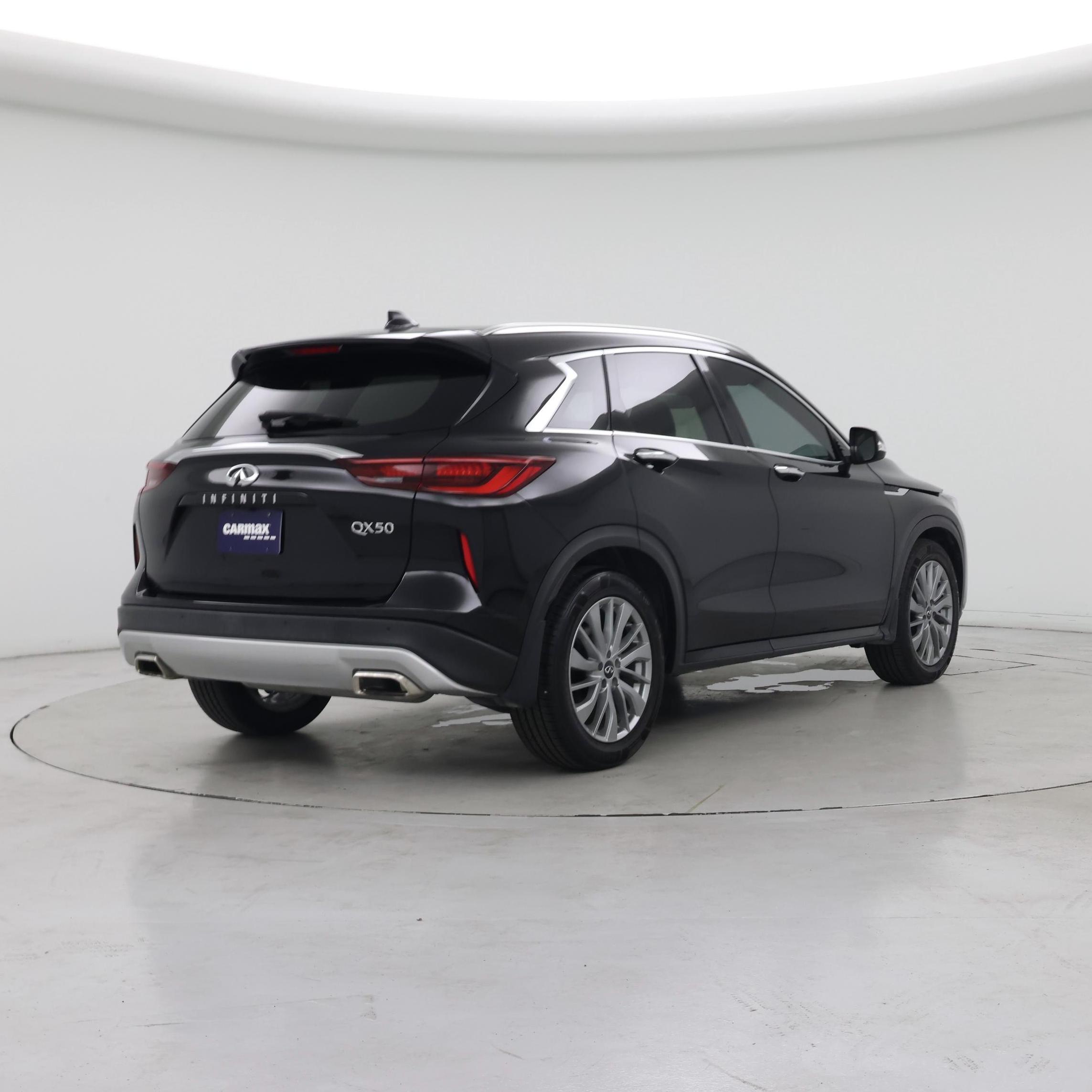 Thumbnail: 2023 INFINITI QX50 - 8
