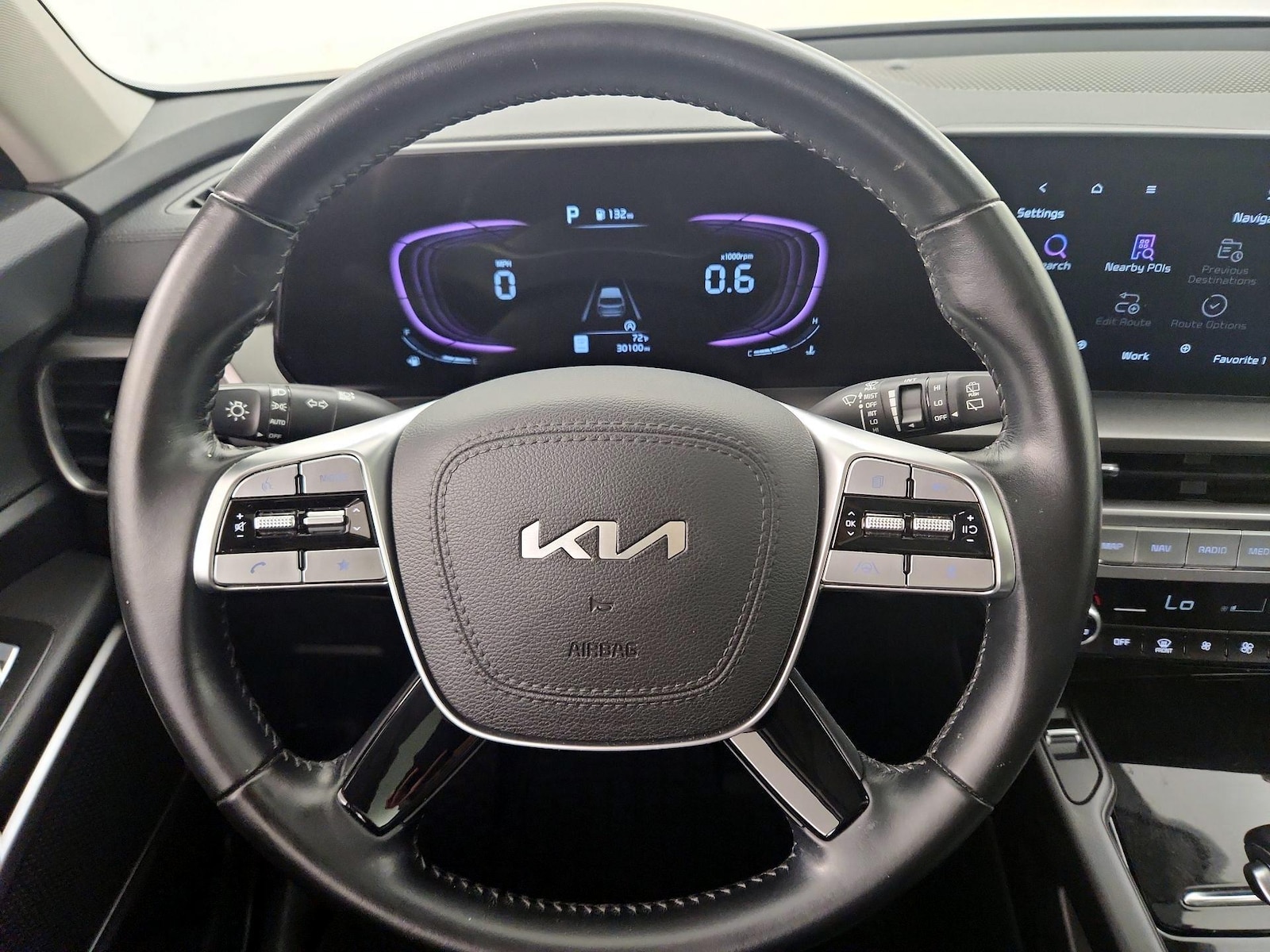 2024 Kia Telluride S - Photo 11
