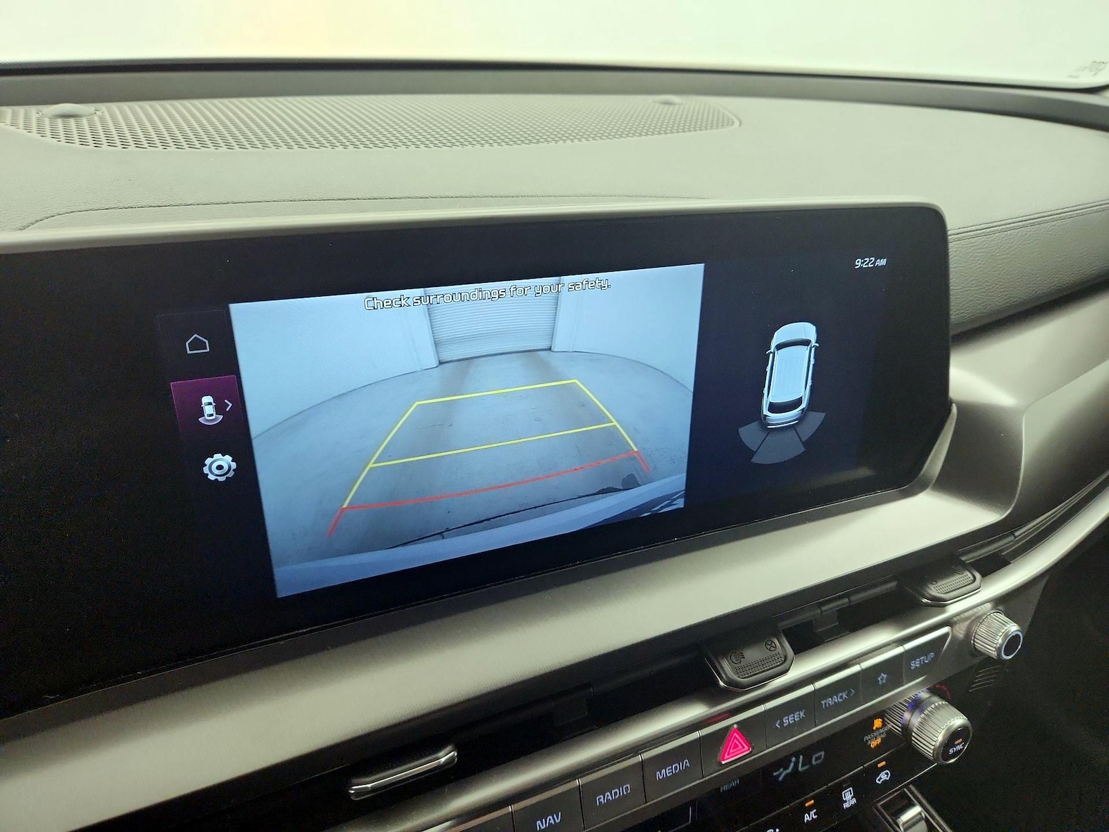 2024 Kia Telluride S - Photo 16