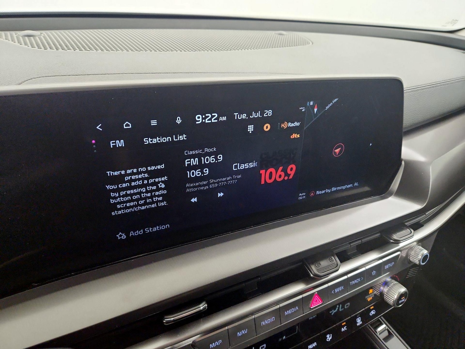 2024 Kia Telluride S - Photo 17