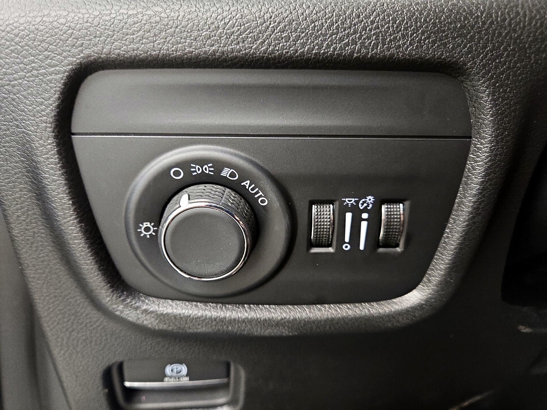 Thumbnail: 2024 Jeep Grand Cherokee - 13