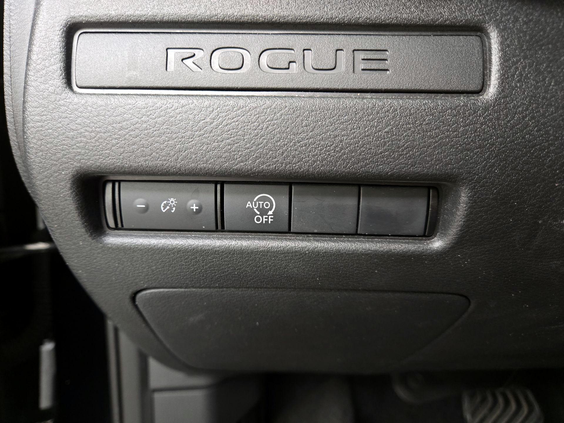 Thumbnail: 2023 Nissan Rogue - 13