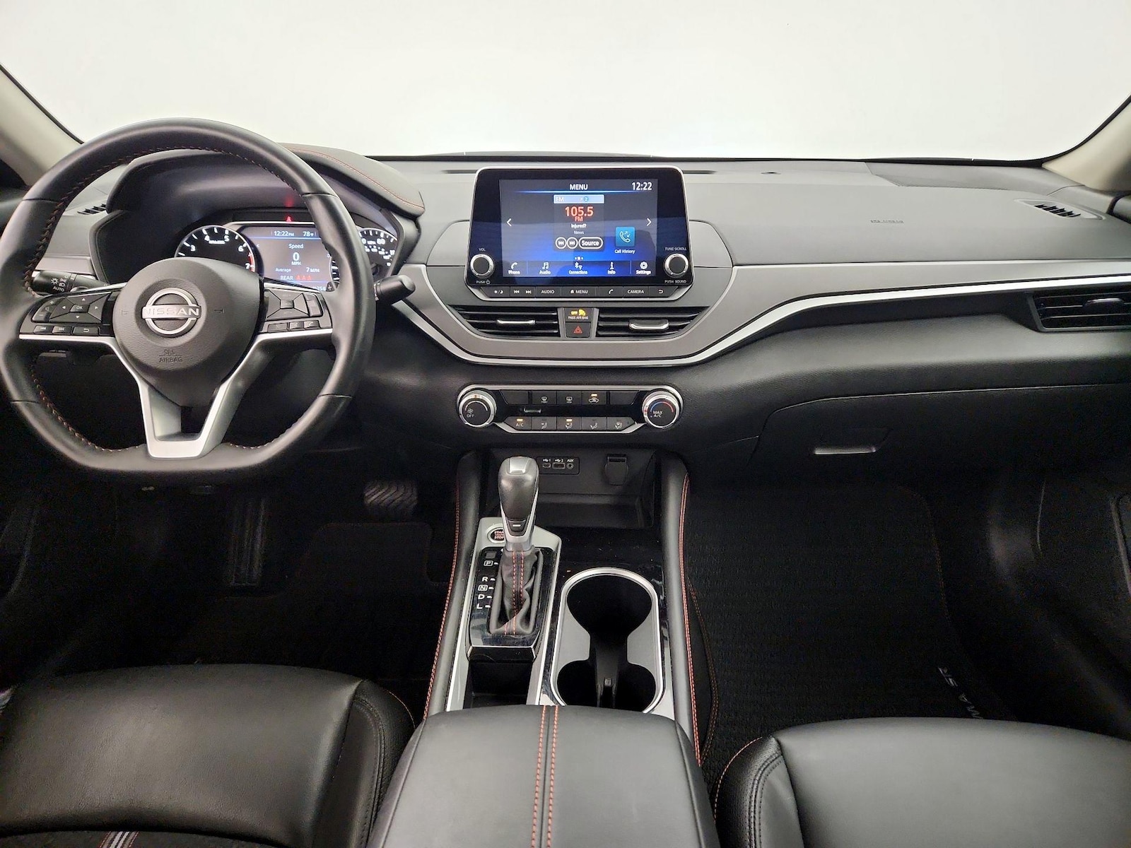 2025 Nissan Altima SR - Photo 10