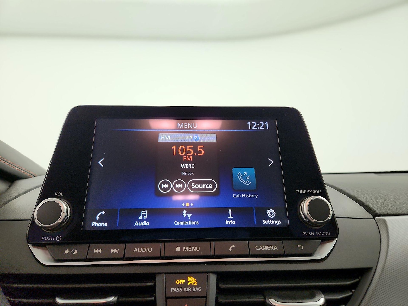 2025 Nissan Altima SR - Photo 16