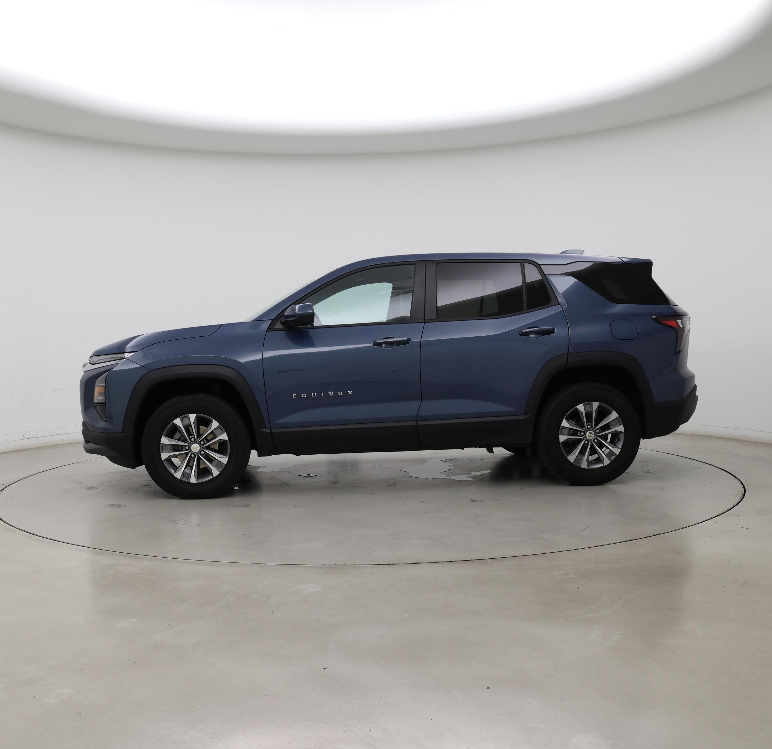 Thumbnail: 2026 Chevrolet Equinox - 3