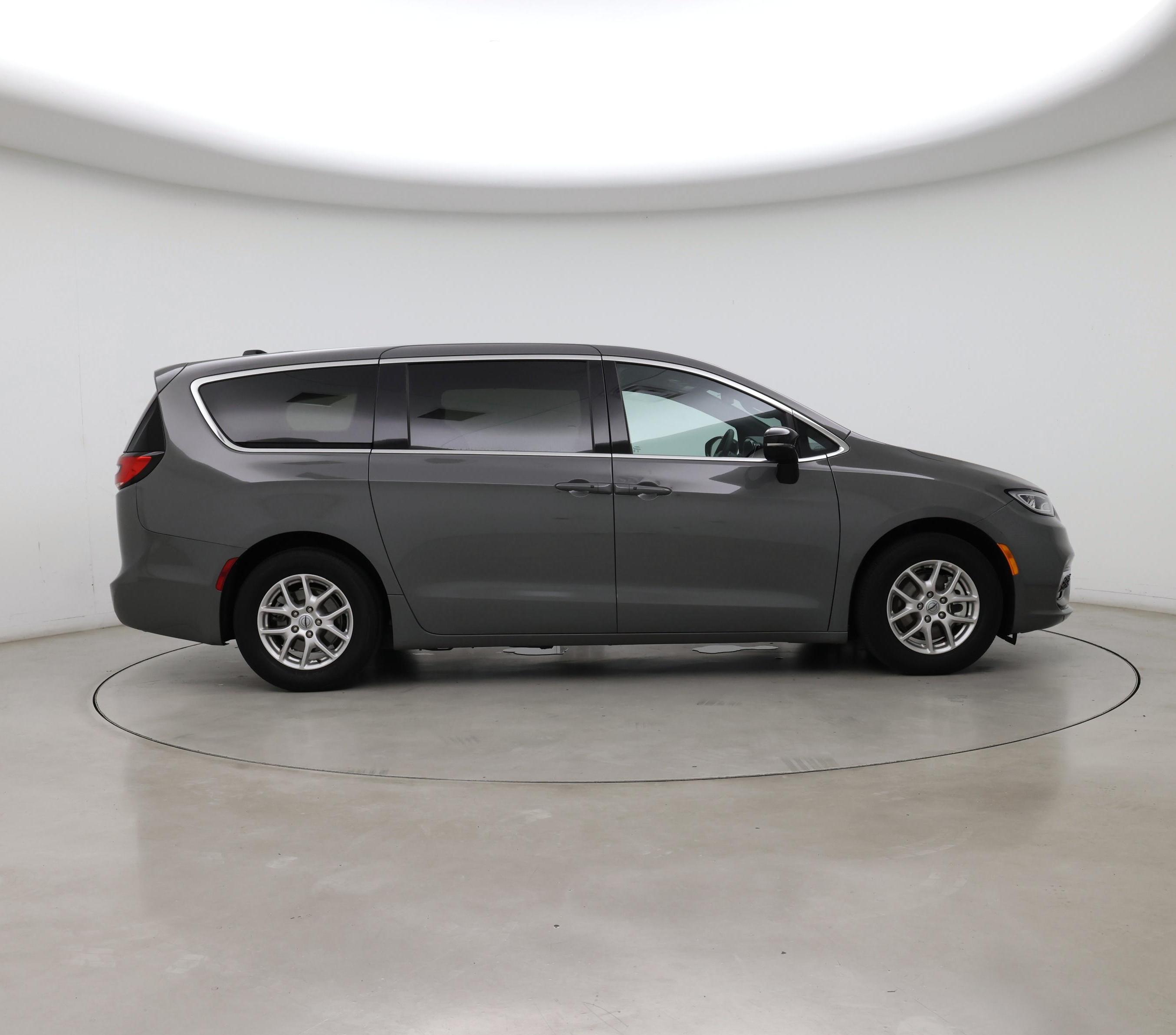 Thumbnail: 2025 Chrysler Pacifica - 7