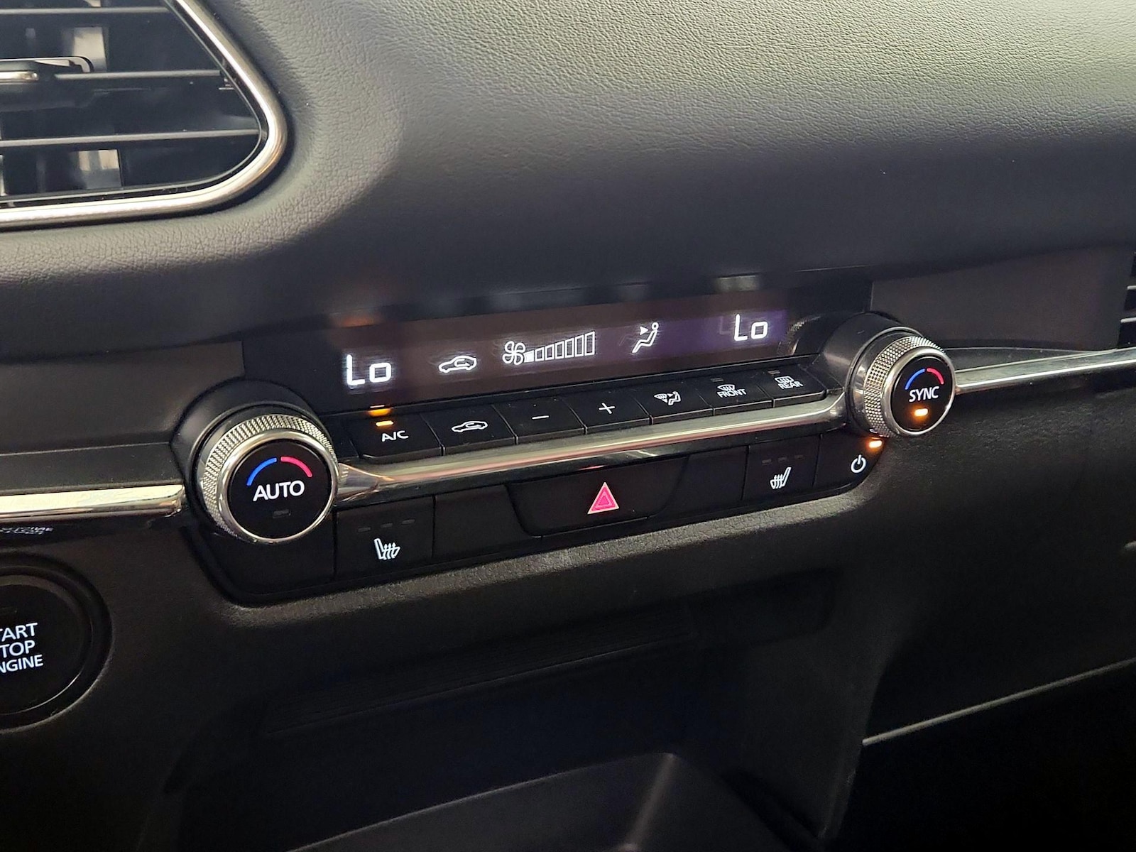 2024 Mazda CX-30 Carbon Edition - Photo 15