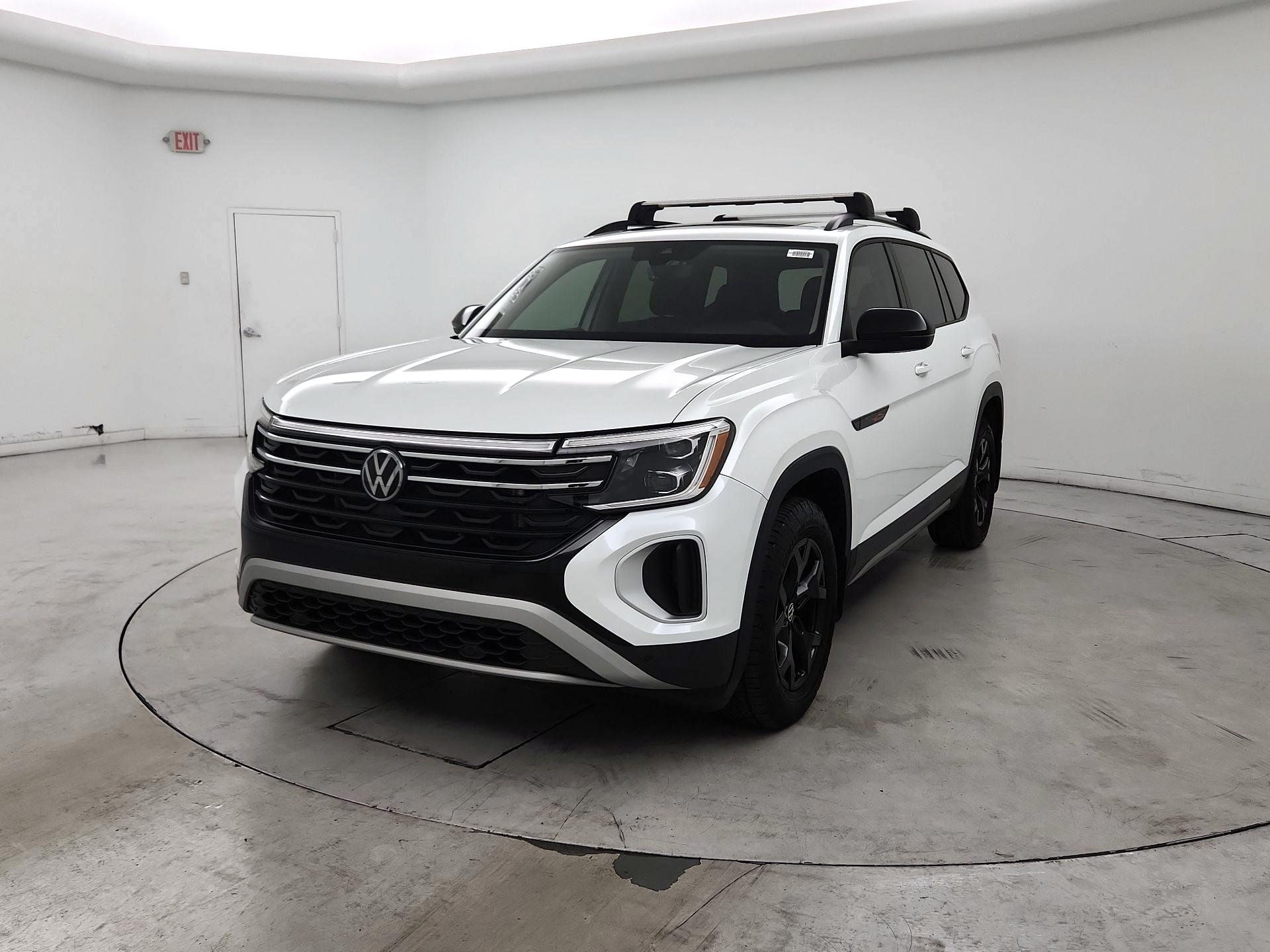 Thumbnail: 2024 Volkswagen Atlas - 3